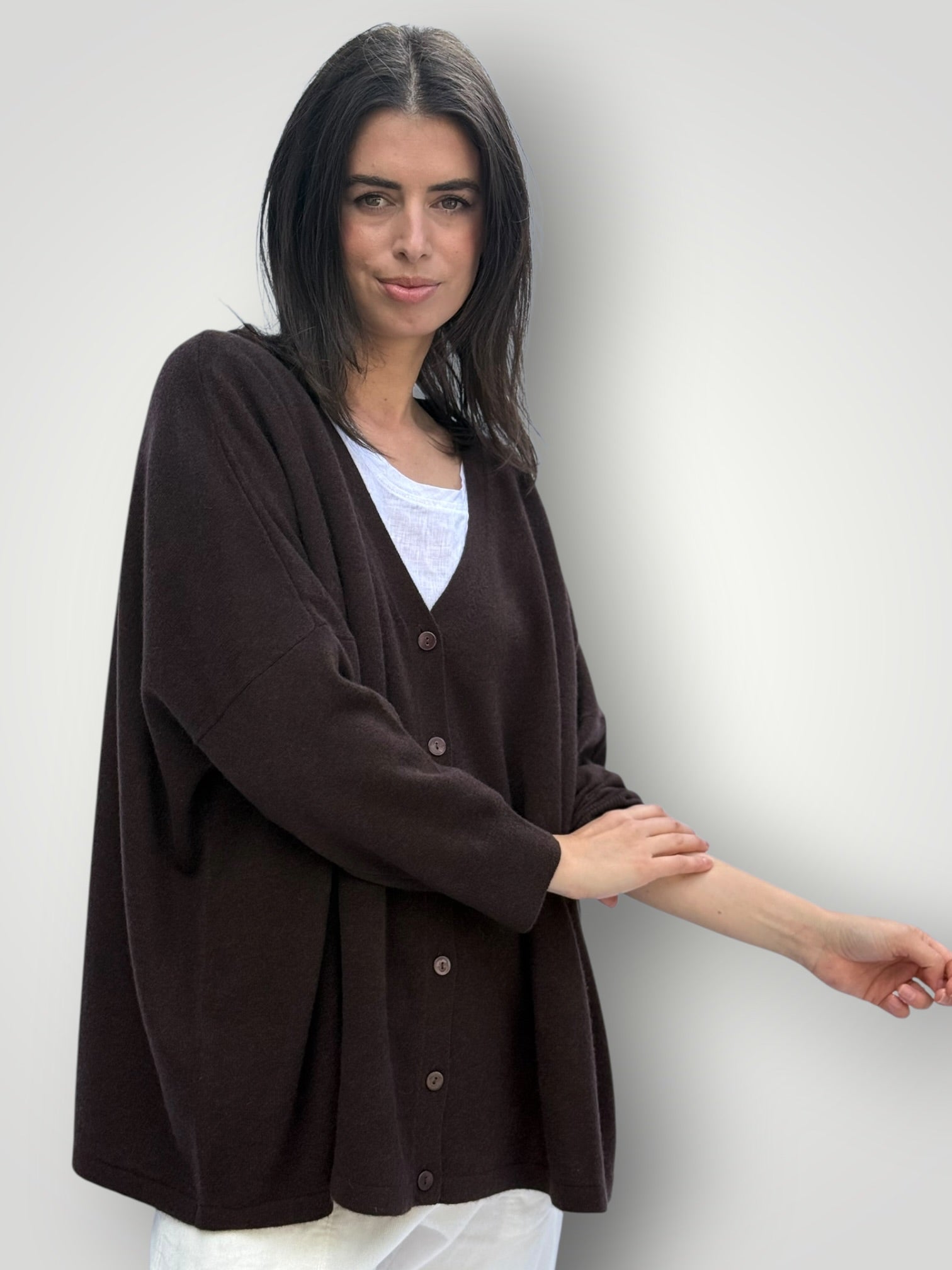 boyfriend cashmere cardigan -chocolate – frockk