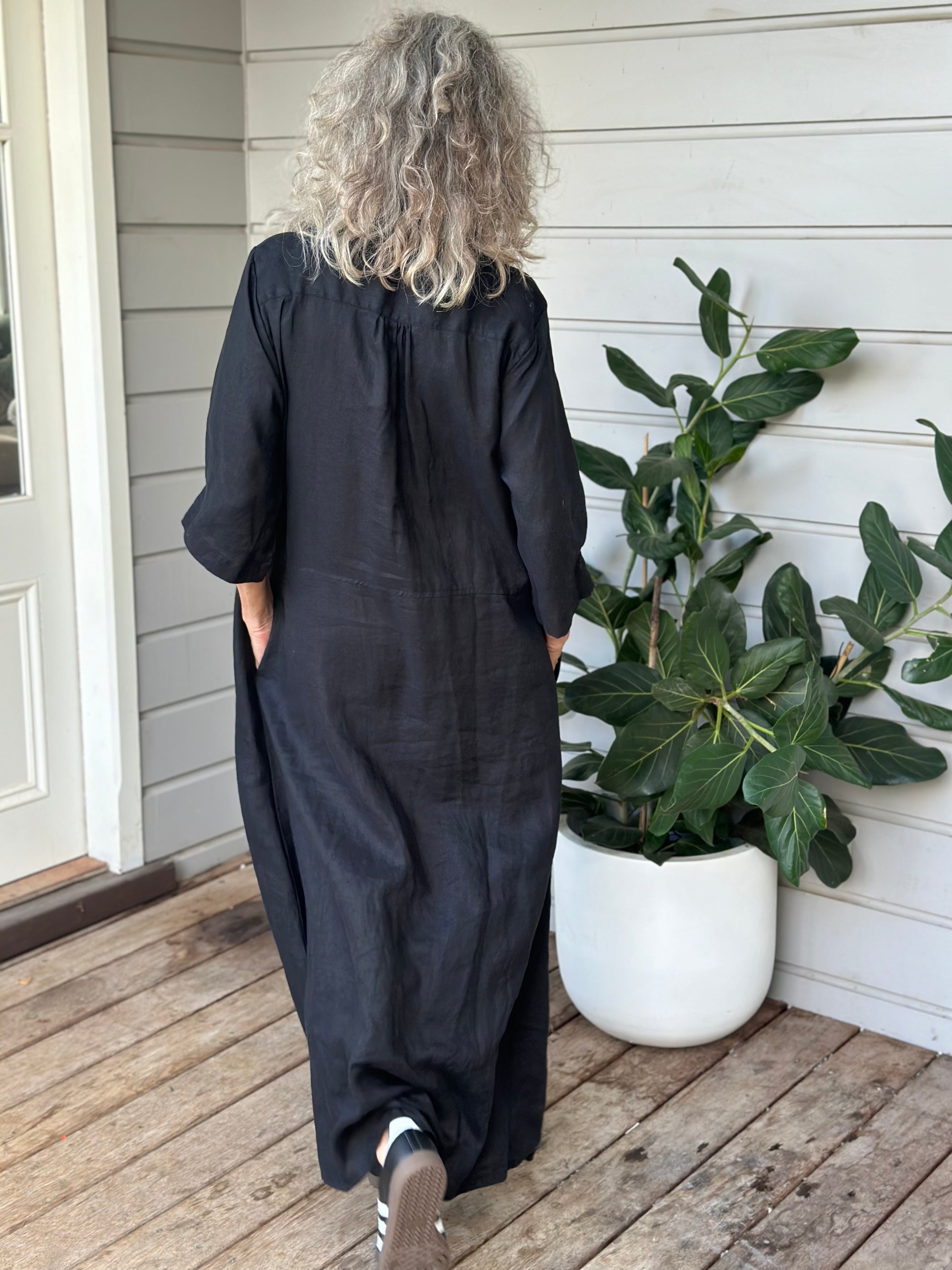 bridget dress - black linen Apparel