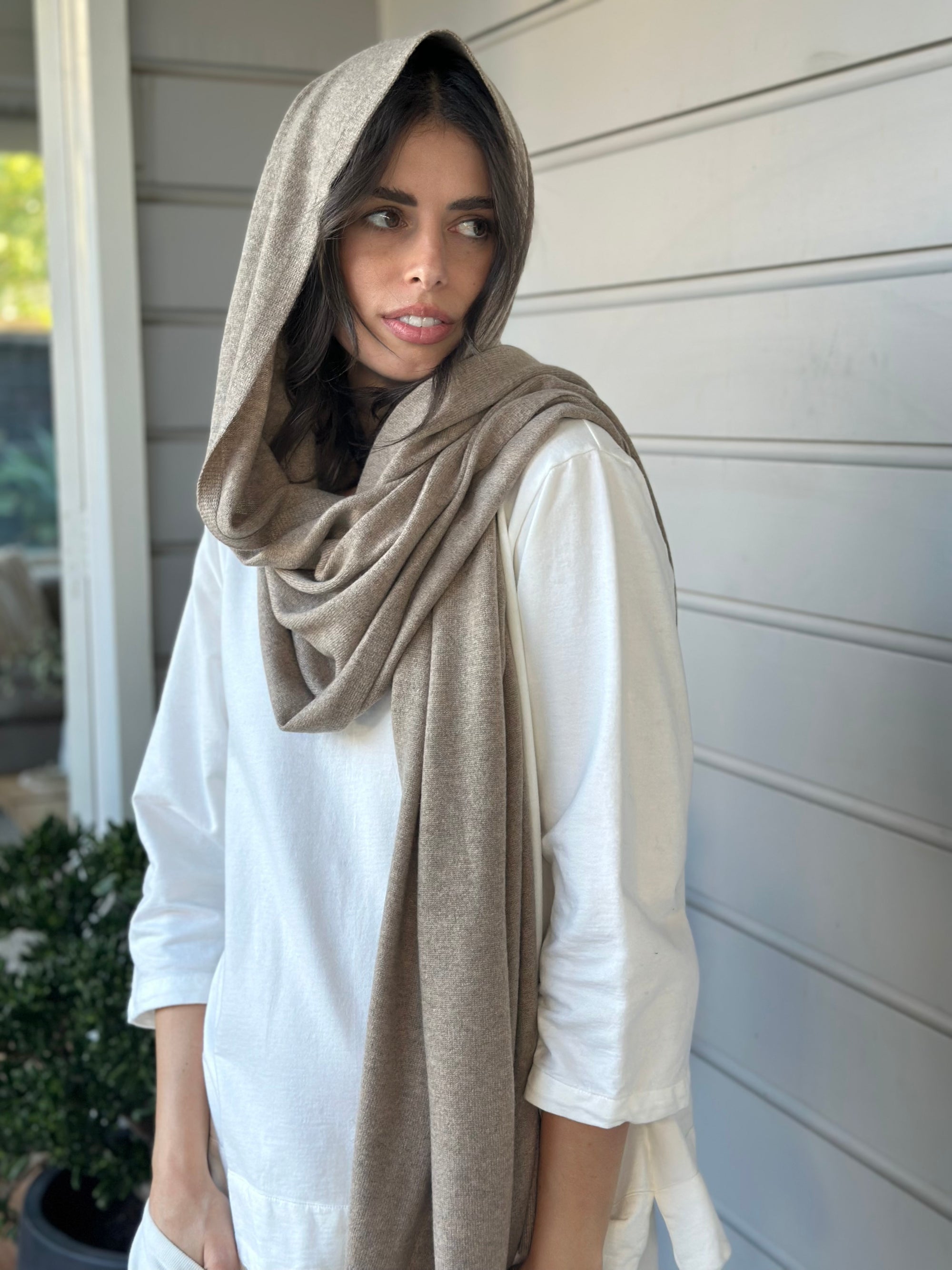 large cashmere scarf-oat almond Apparel