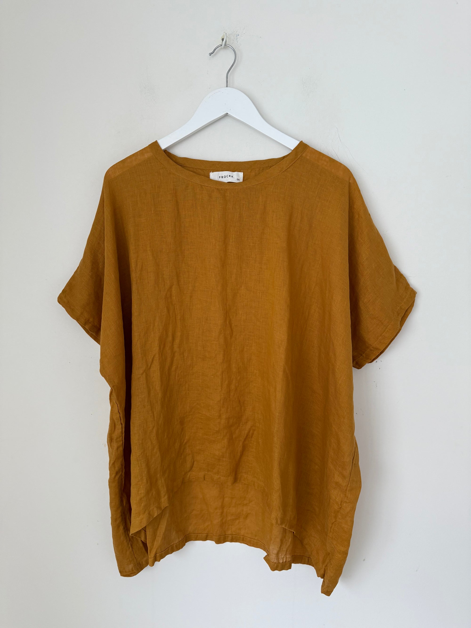 rachael top - turmeric linen Apparel