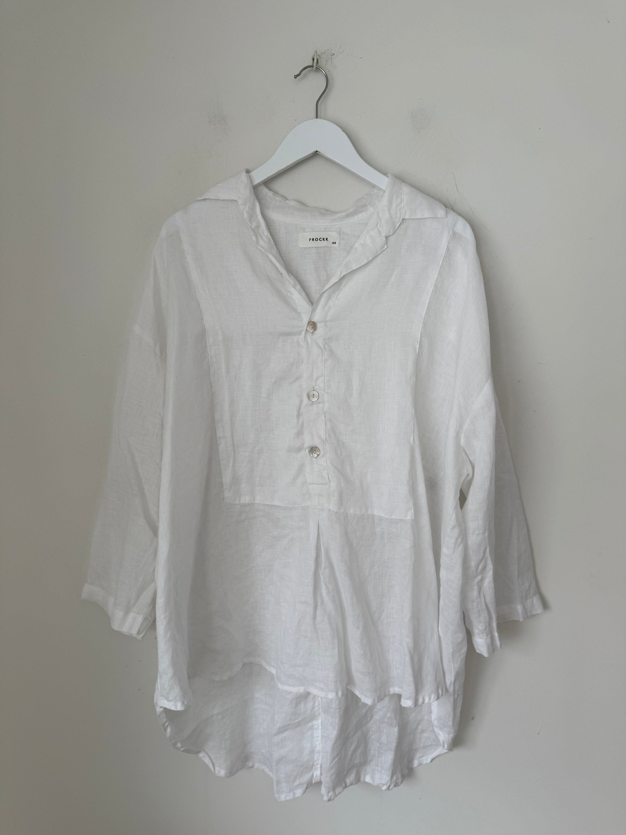 megan shirt-white linen Apparel