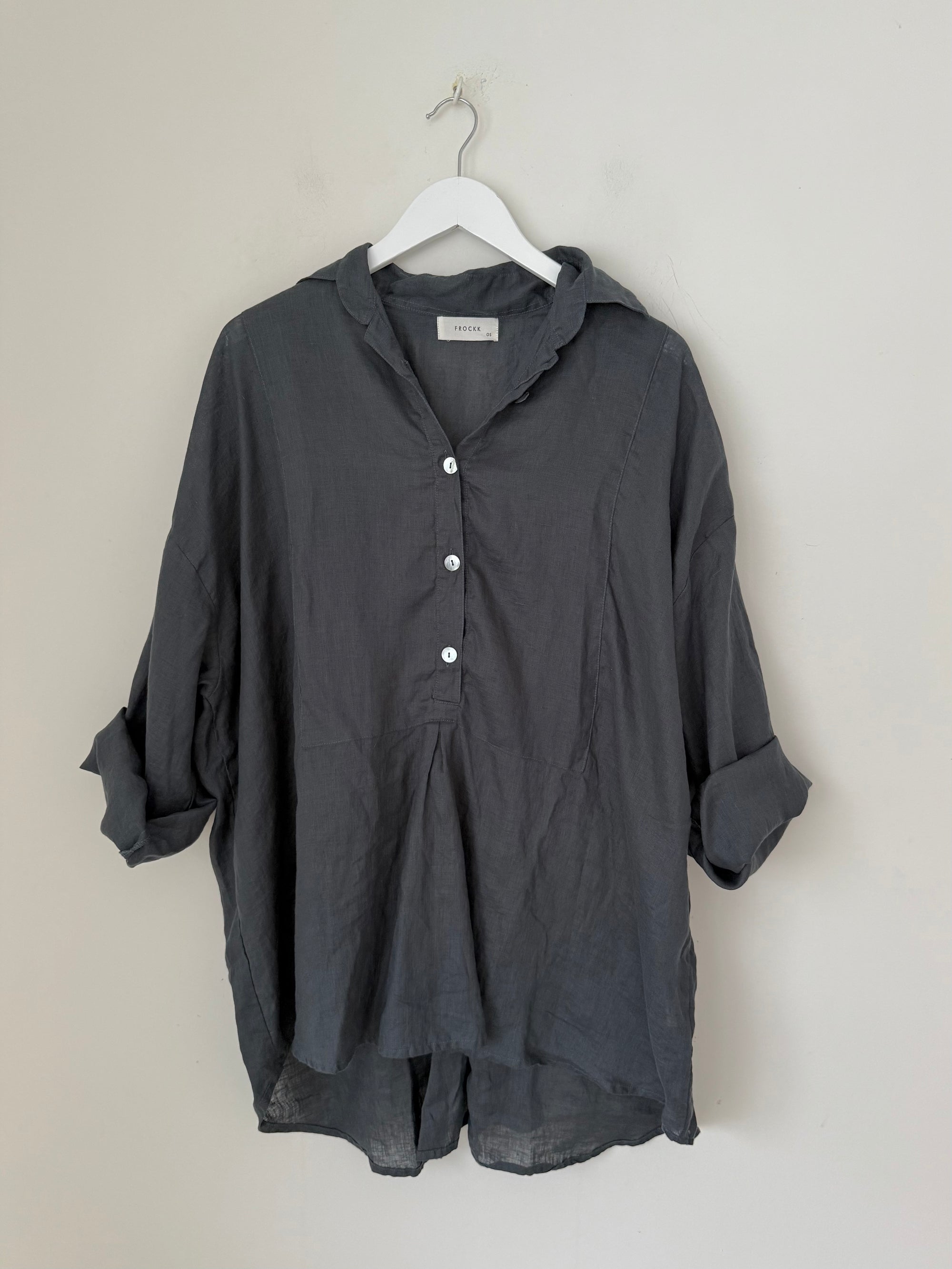 megan shirt-charcoal linen Apparel