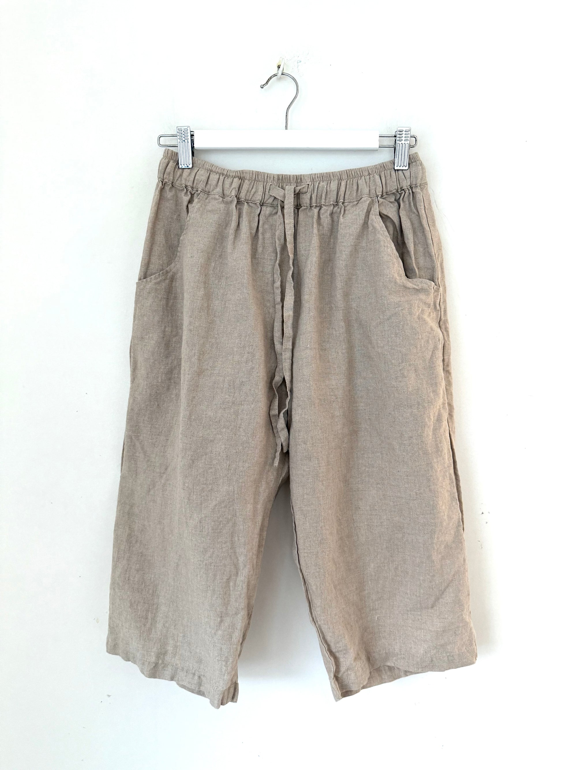 billy short-natural linen Apparel