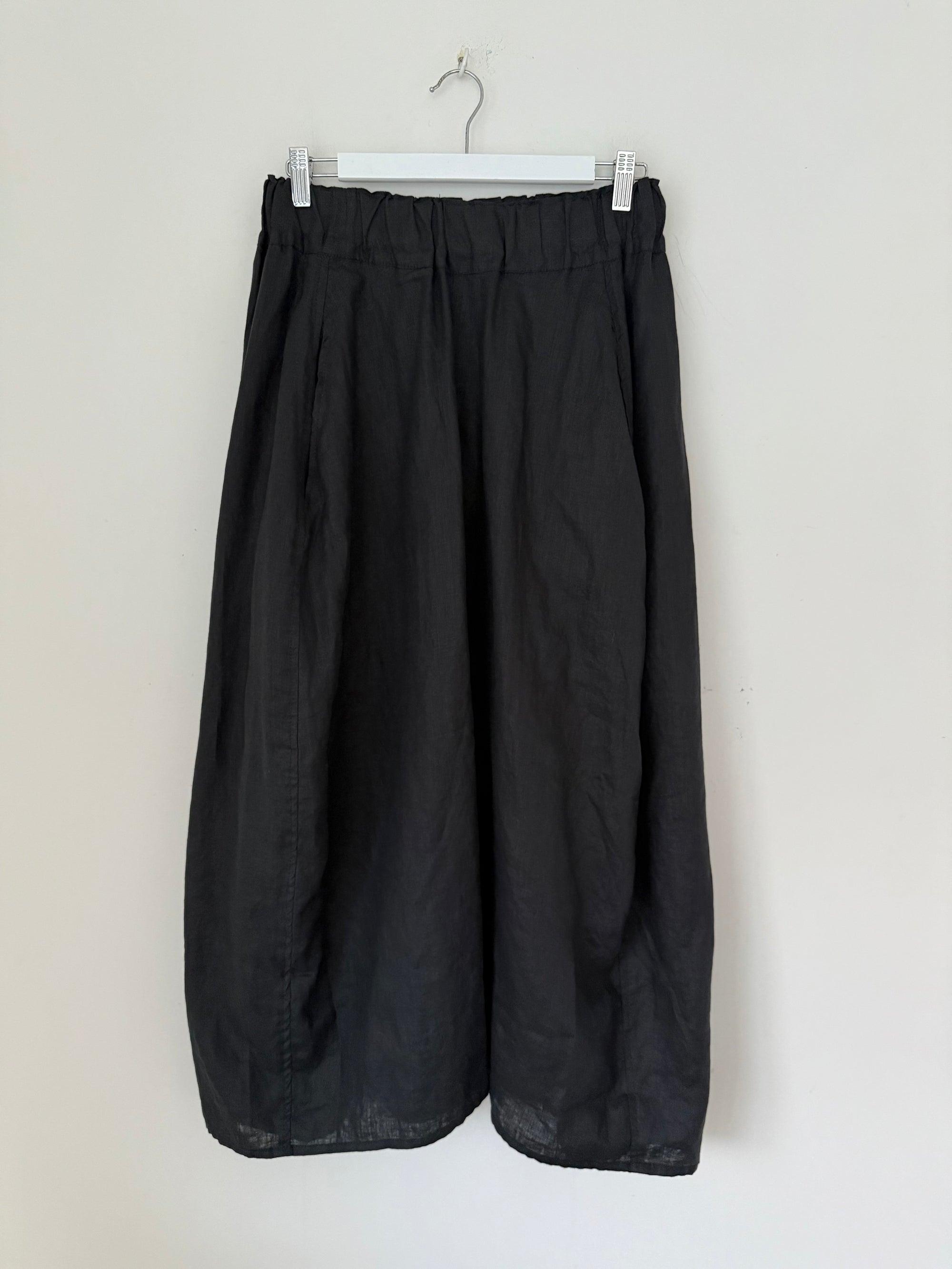 lana skirt - black linen Apparel
