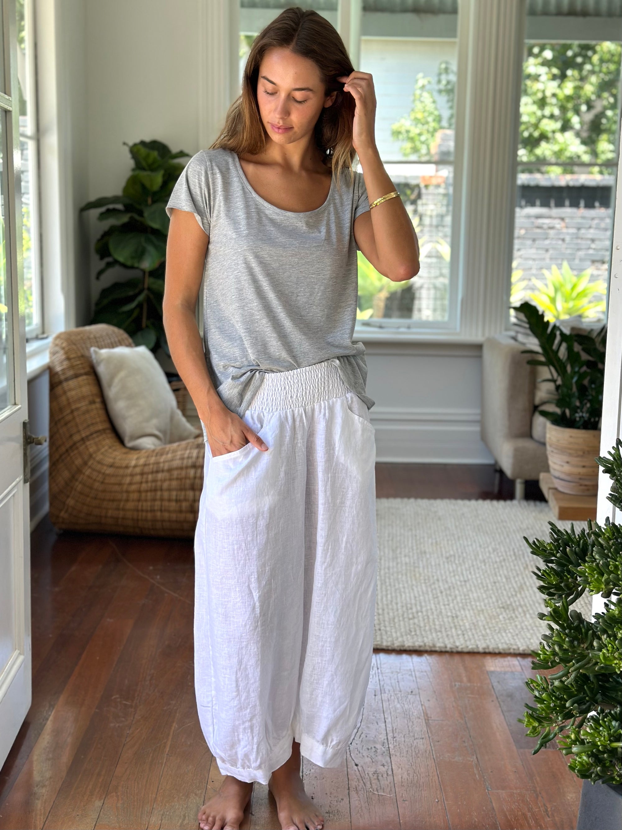 jackie pant-white linen Apparel