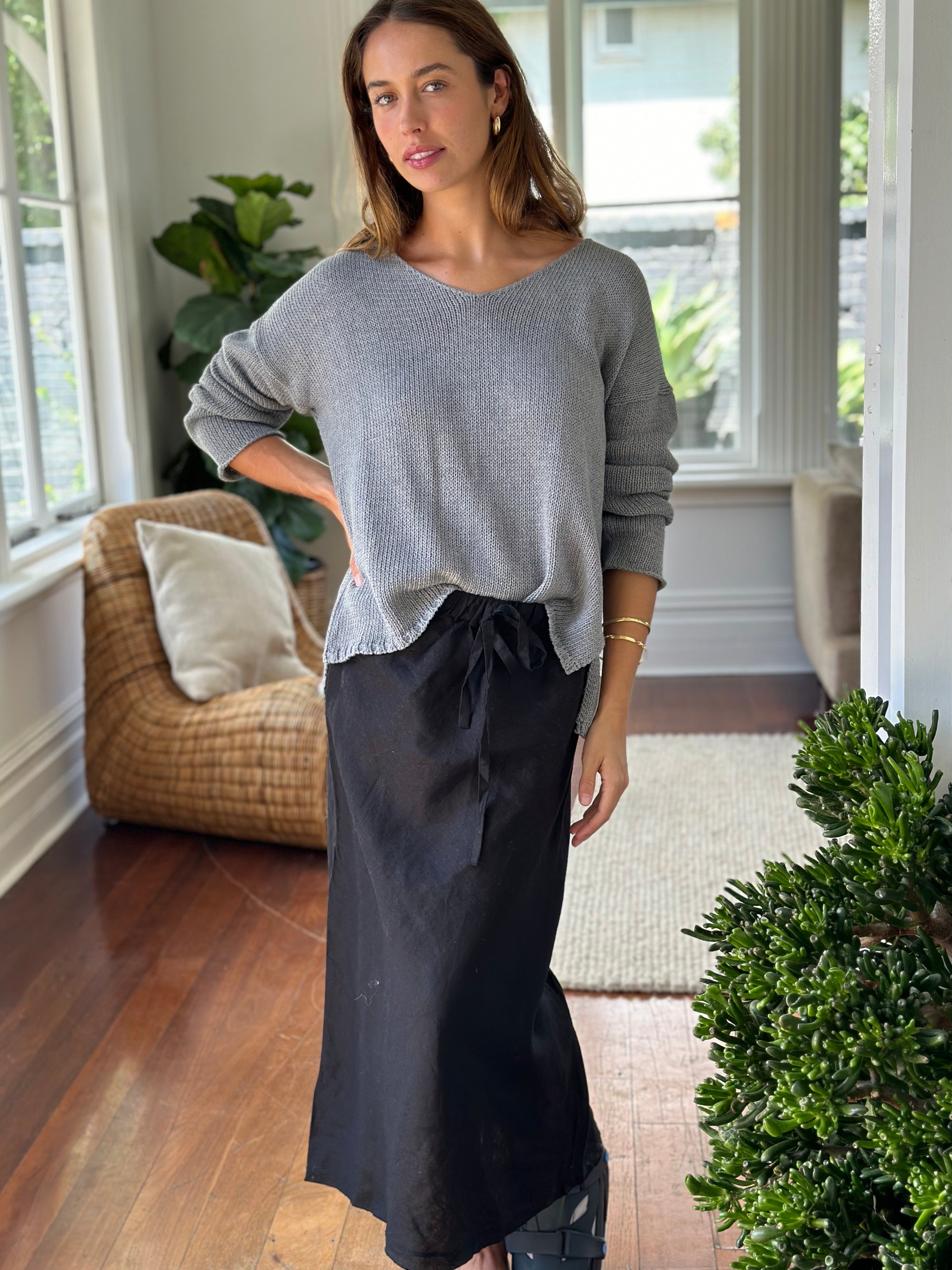 anthea skirt - black linen Apparel