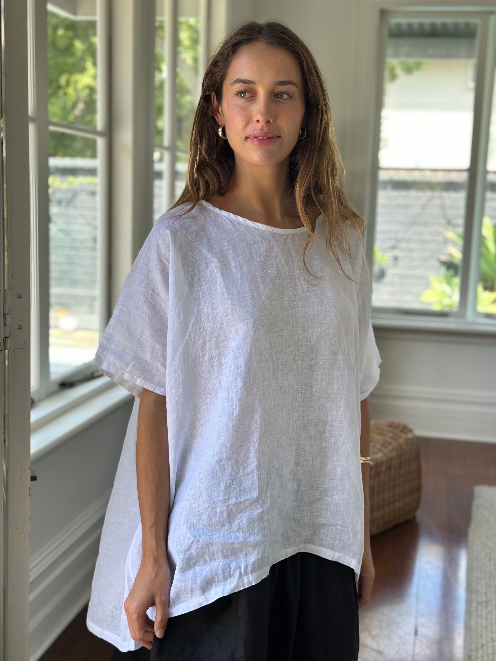 rachael top-white linen Apparel