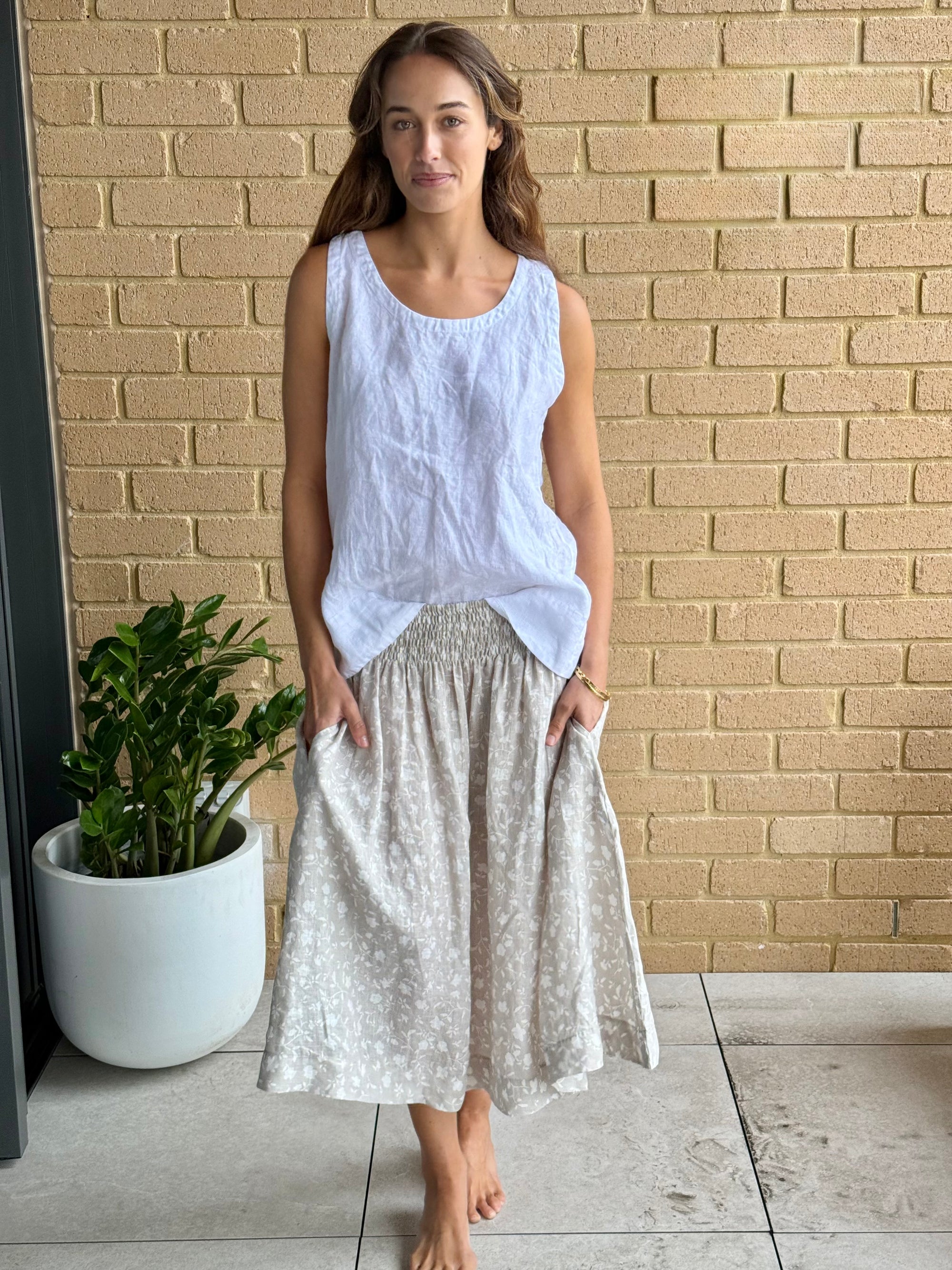 lola skirt - natural floral Apparel