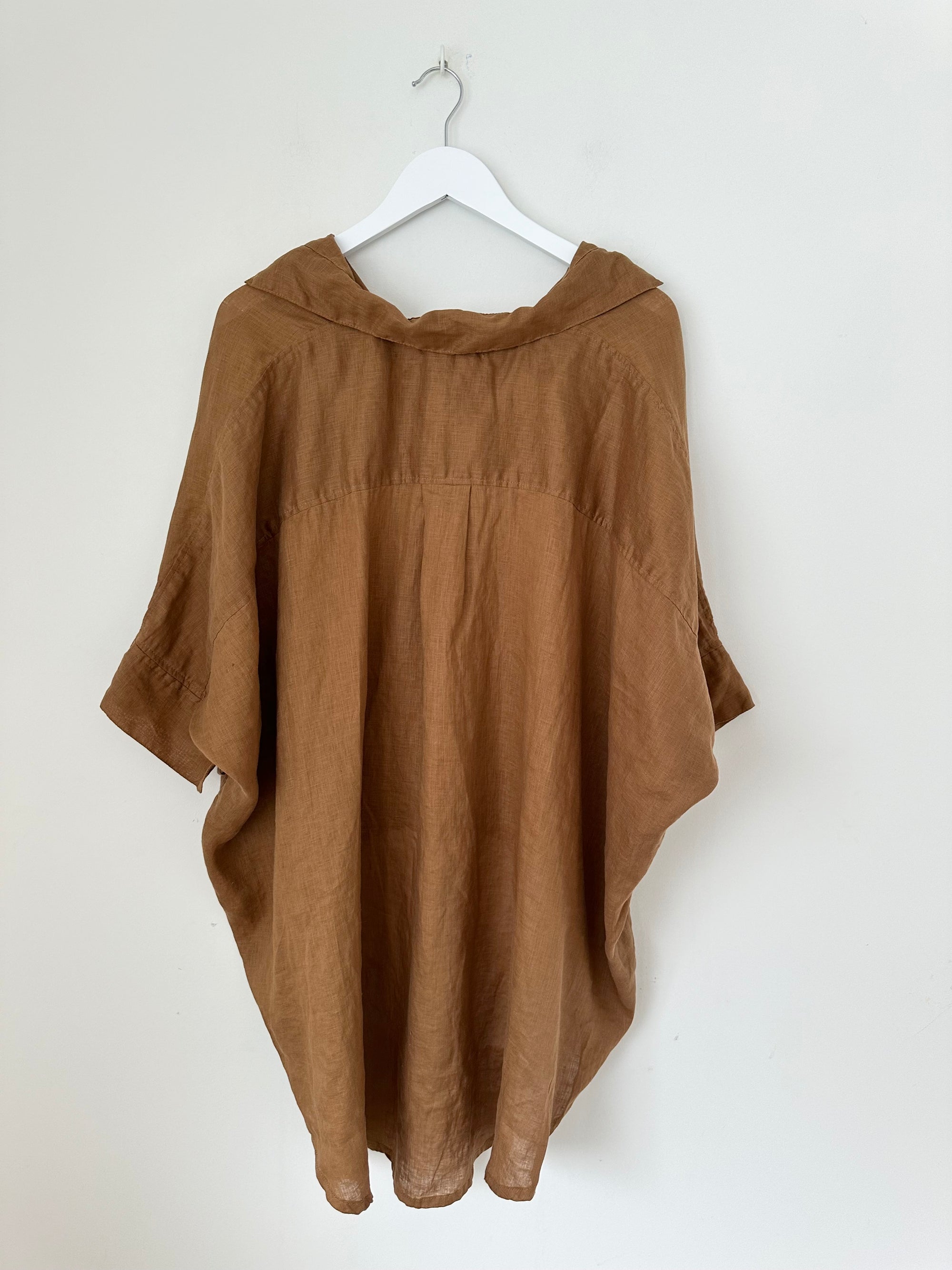 issey shirt - caramel linen Apparel