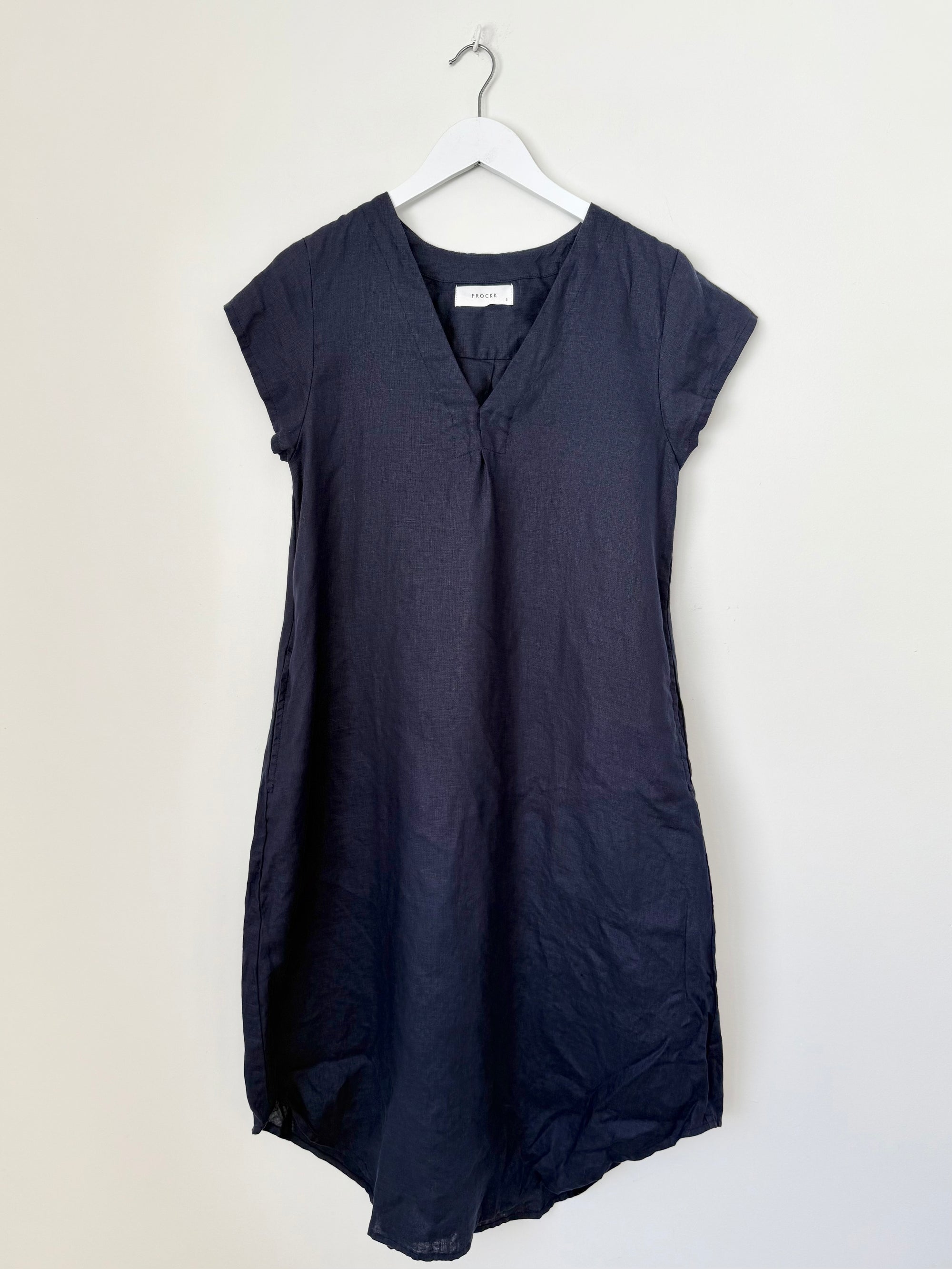holly dress - navy linen Apparel
