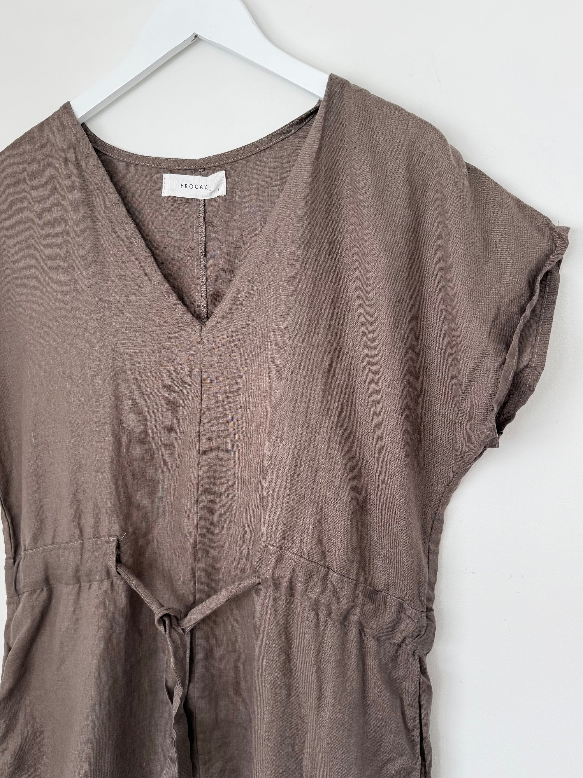 harper dress - soil linen Apparel