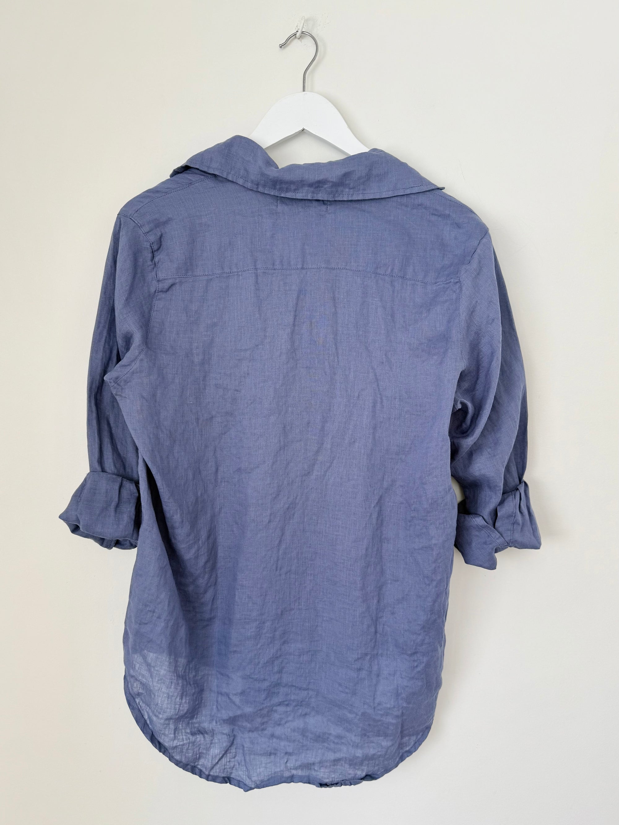 erika shirt-cornflower linen Apparel