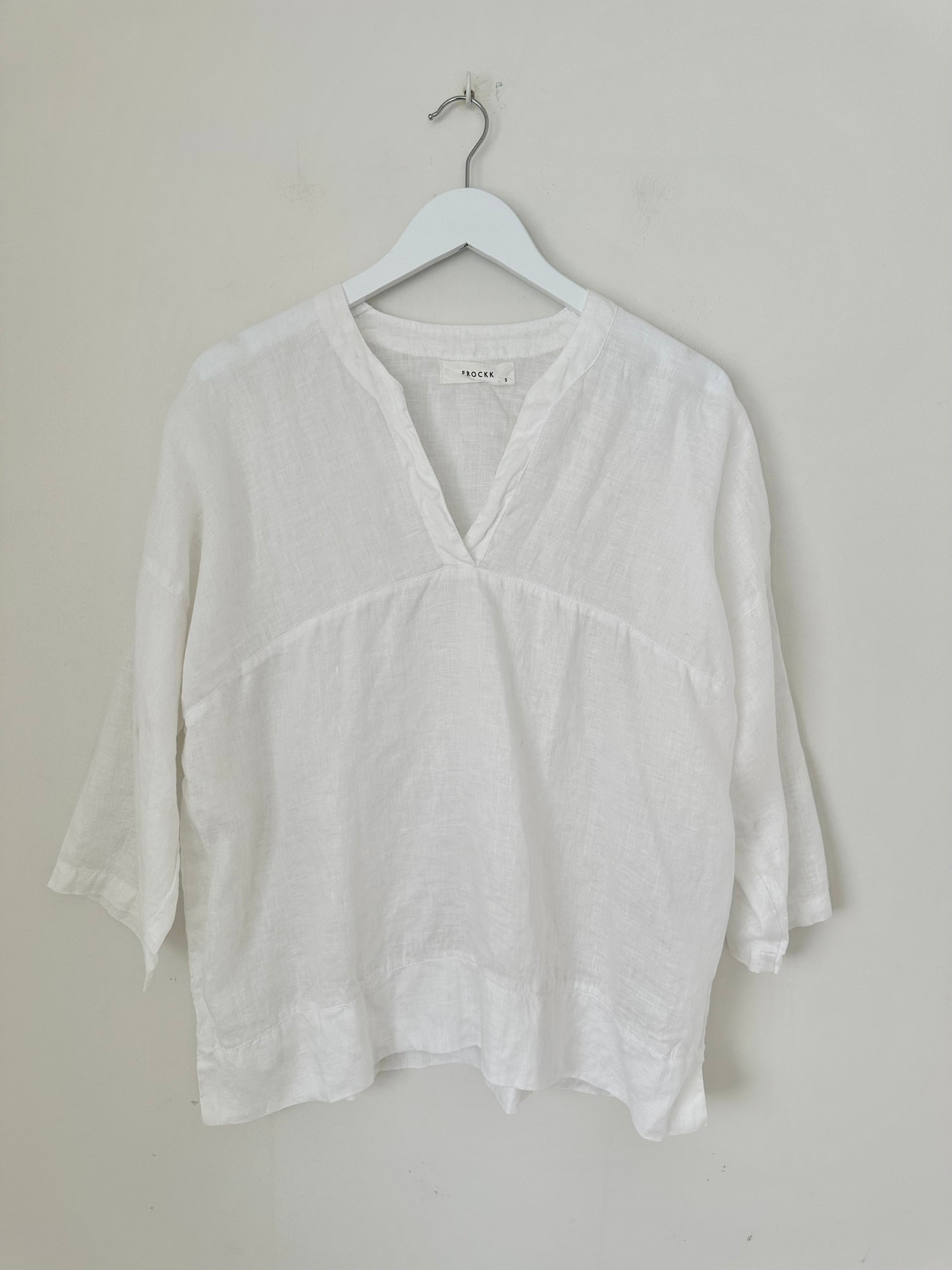 francis top - white linen Apparel
