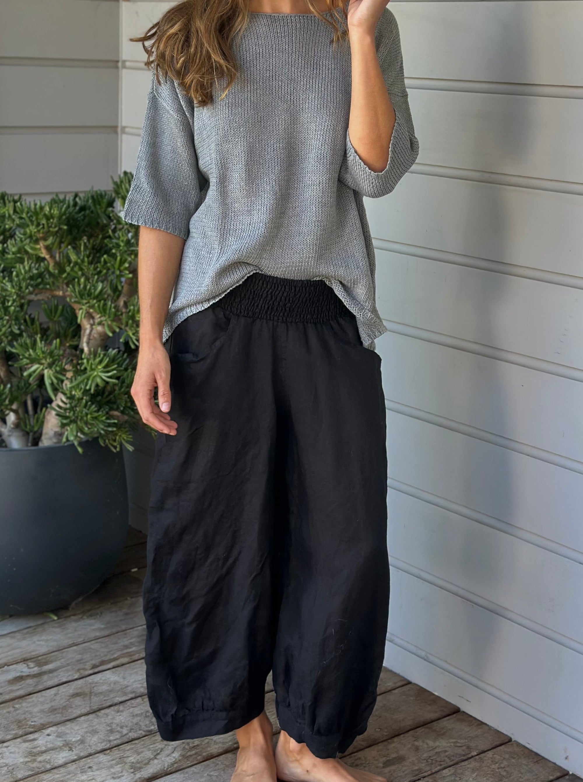 jackie pant - black linen Apparel