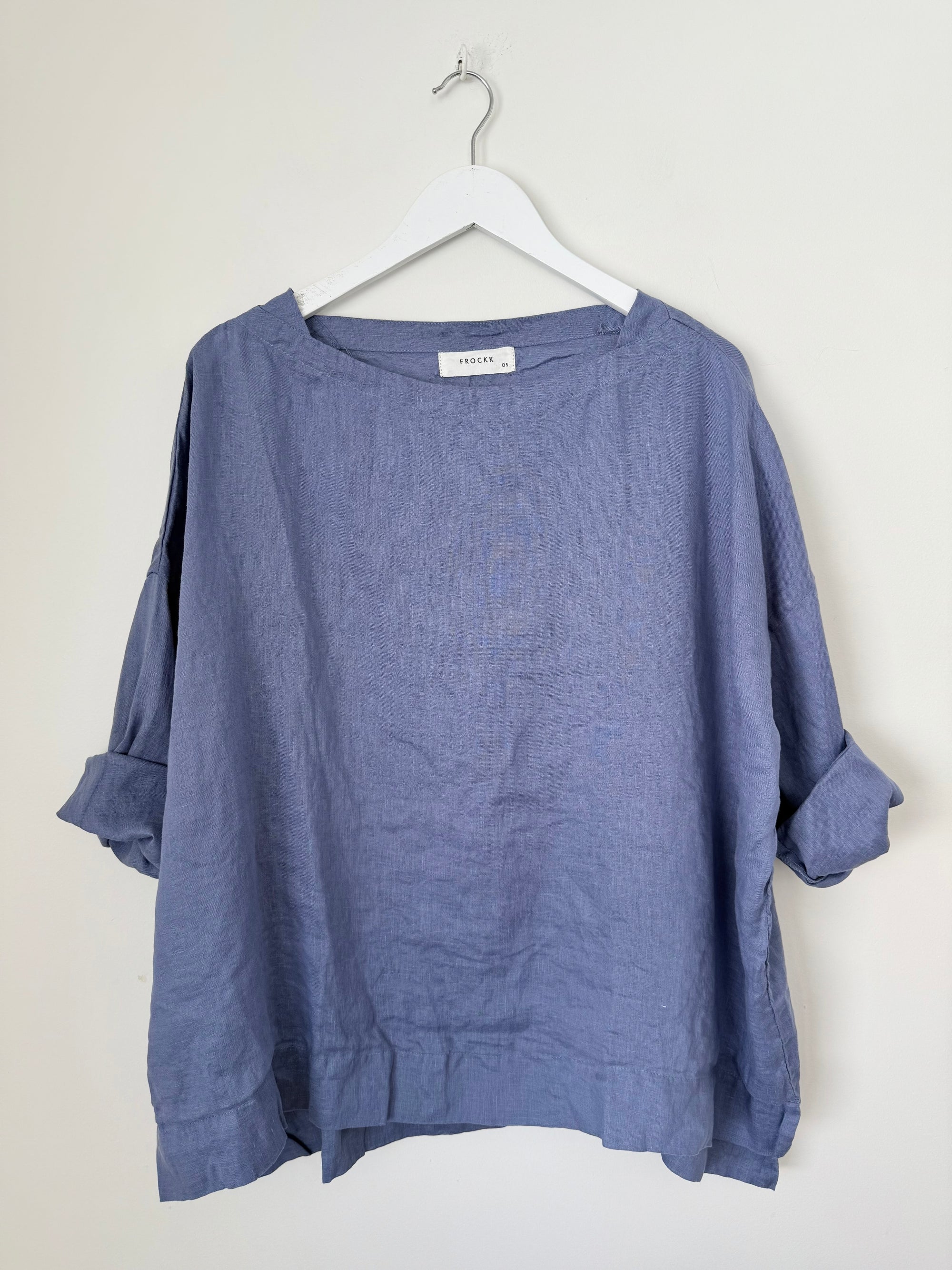 avril top - cornflower linen