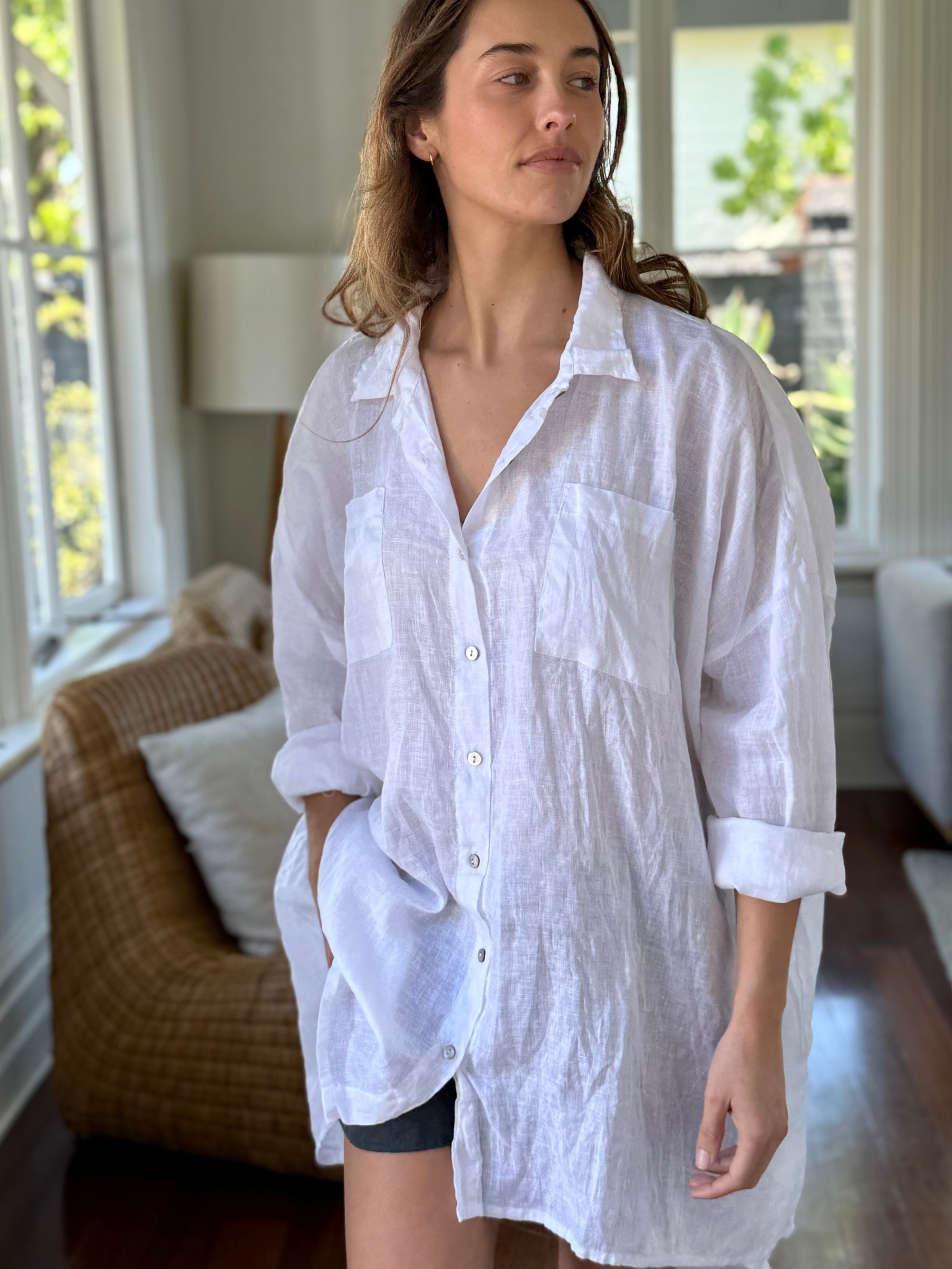 aiden boyfriend shirt -white linen