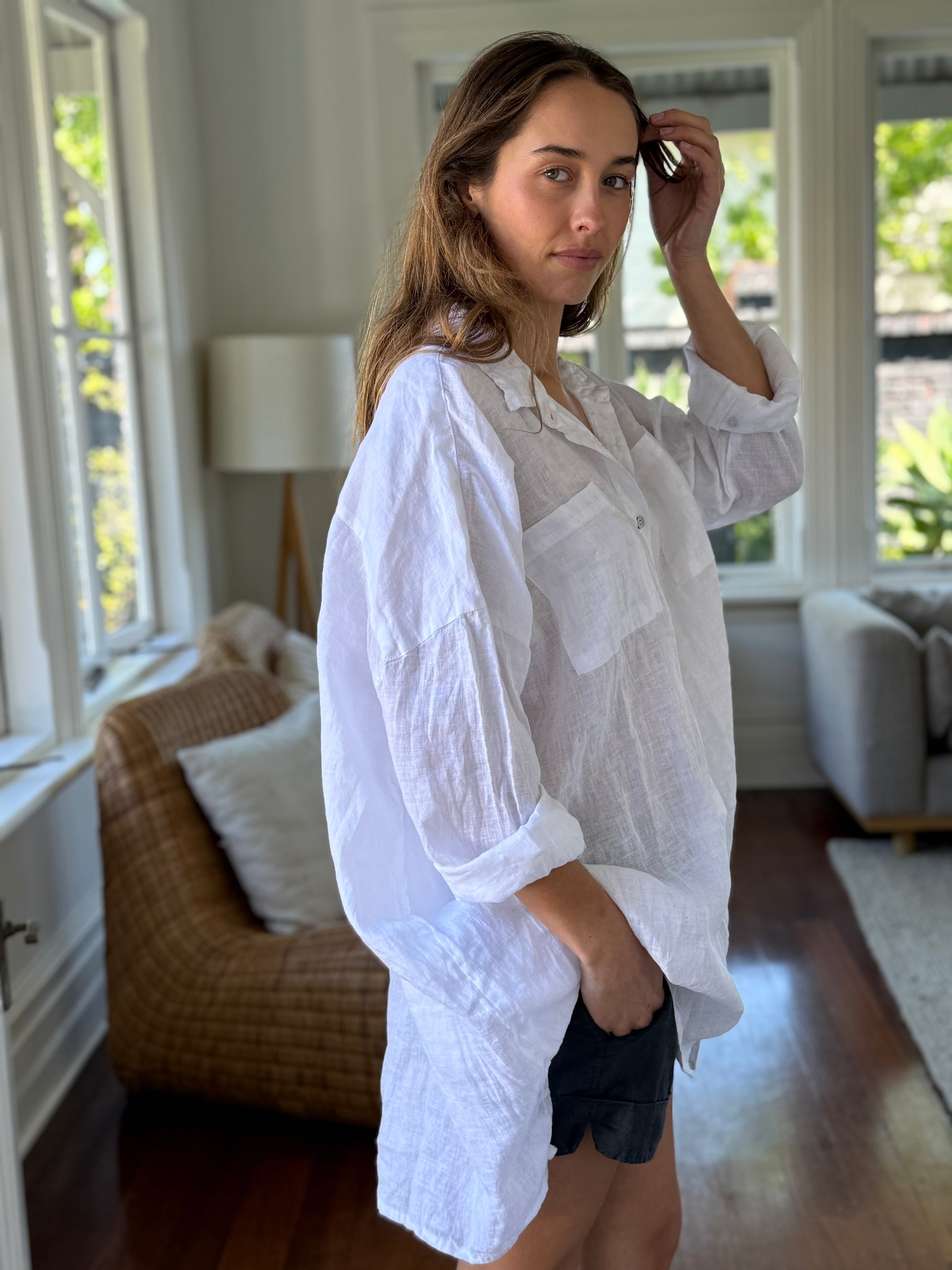 aiden boyfriend shirt -white linen
