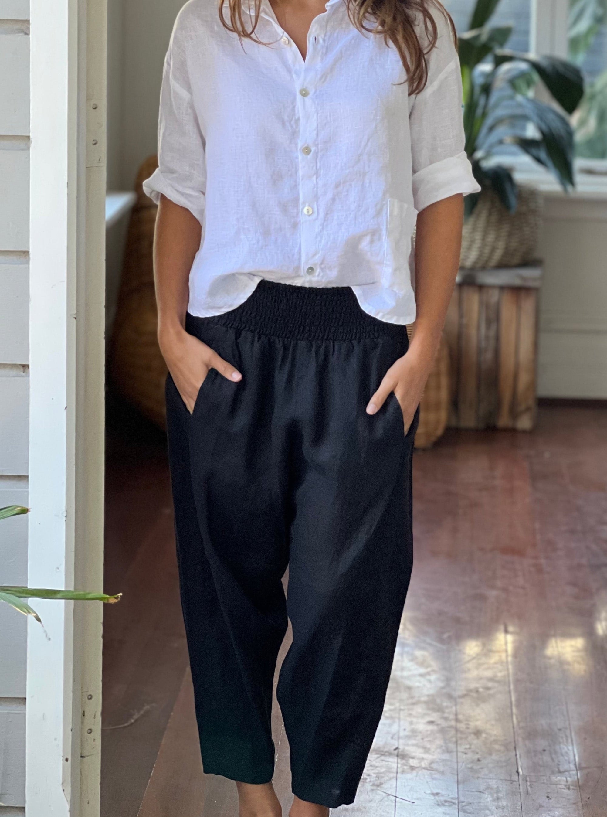 frankie pants - black linen Apparel
