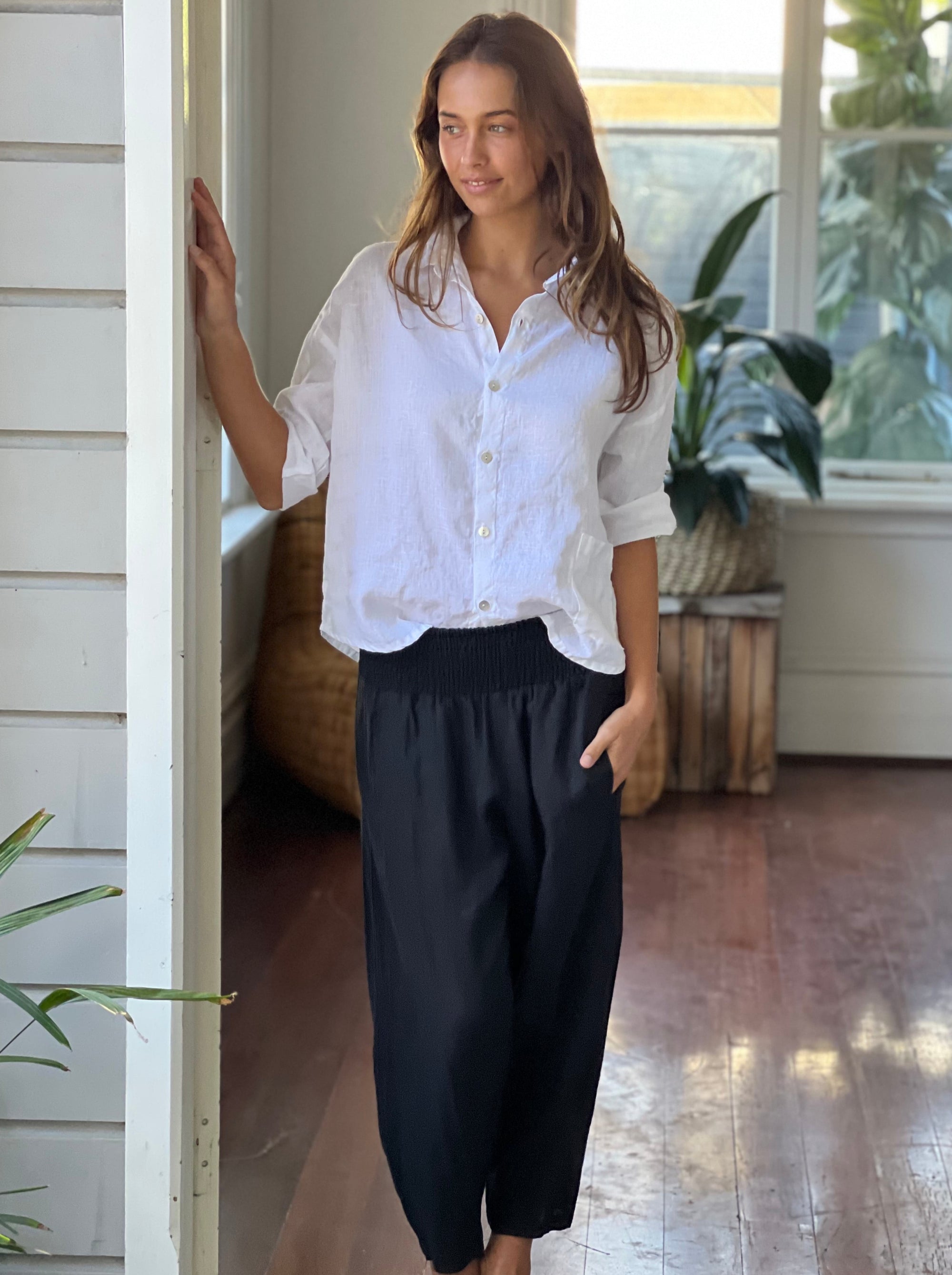 frankie pants - black linen Apparel