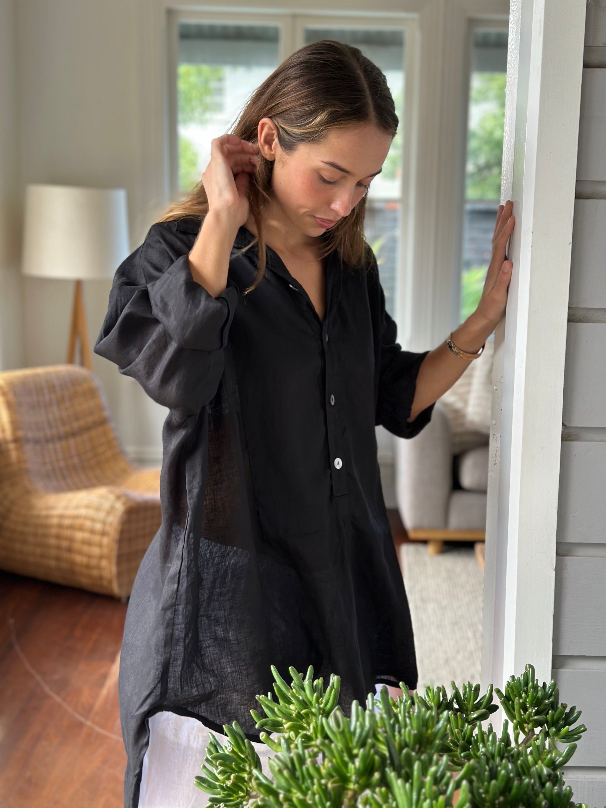 megan shirt - black linen Apparel