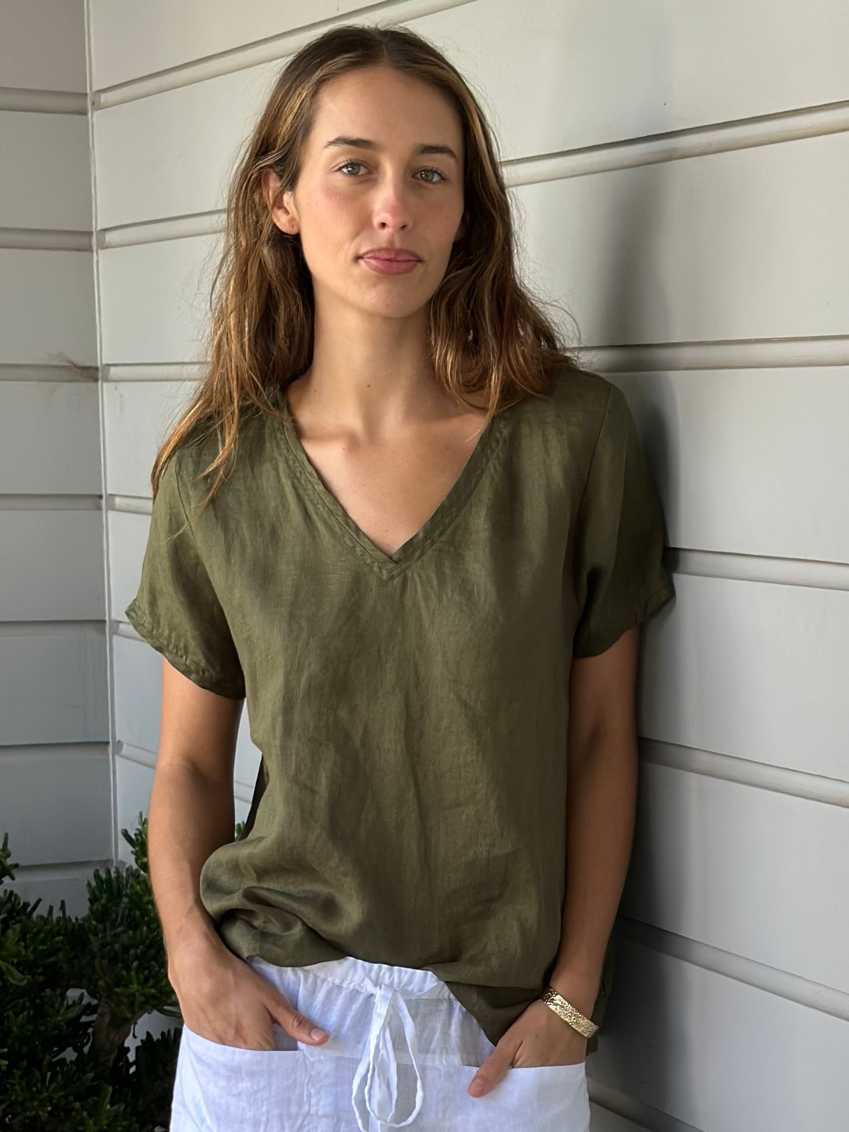 ellie v neck top - army linen Apparel