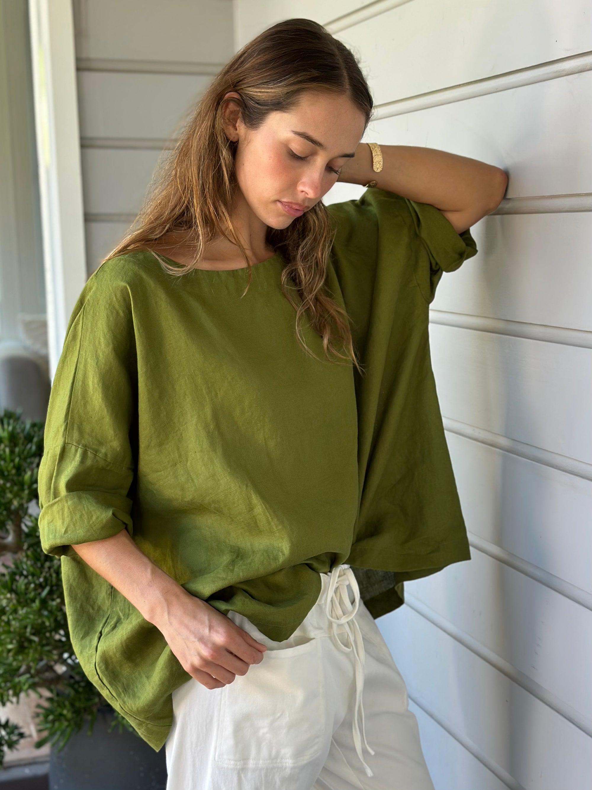 marita top - olive linen Apparel