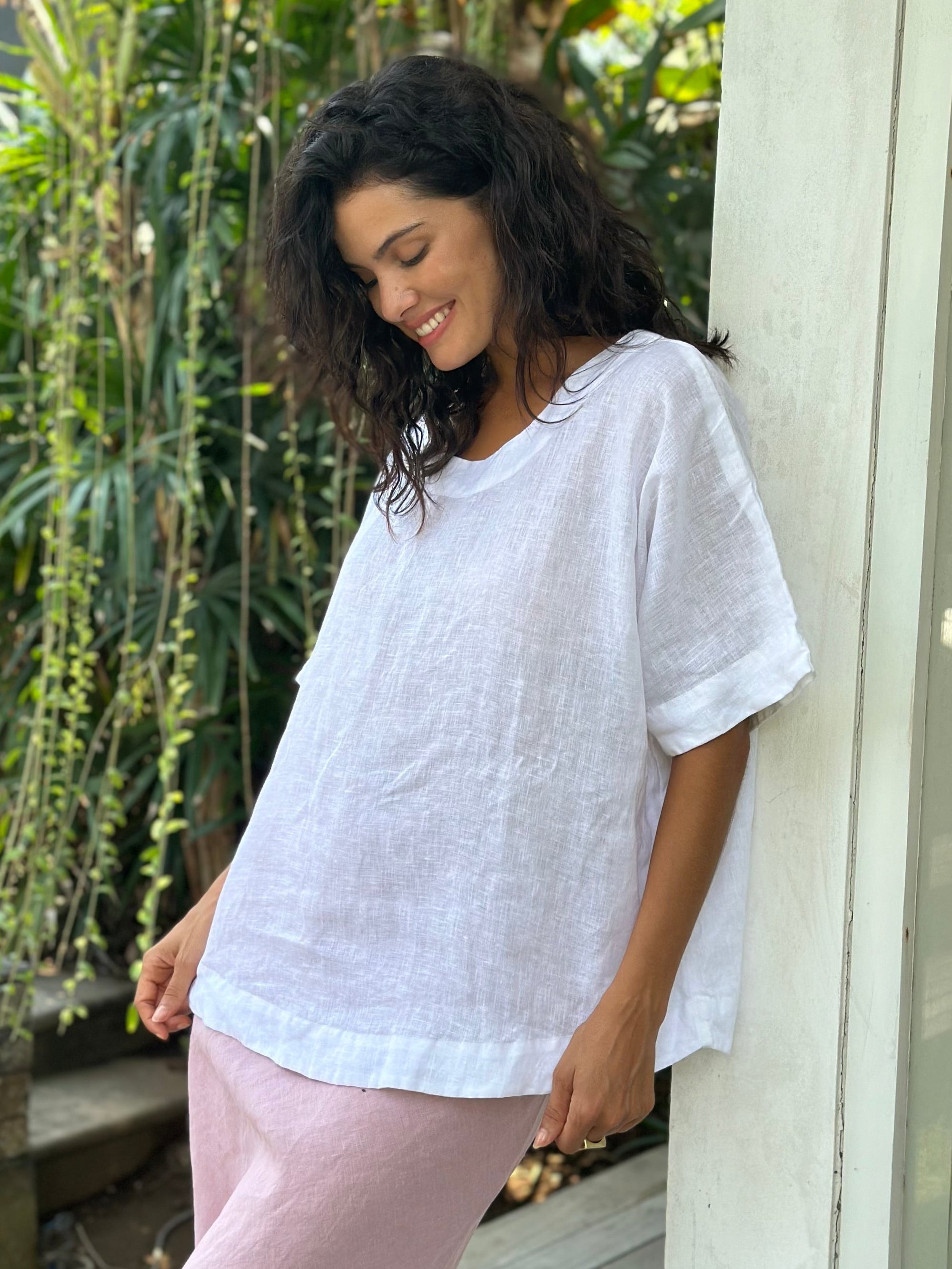 mia top - white linen Apparel