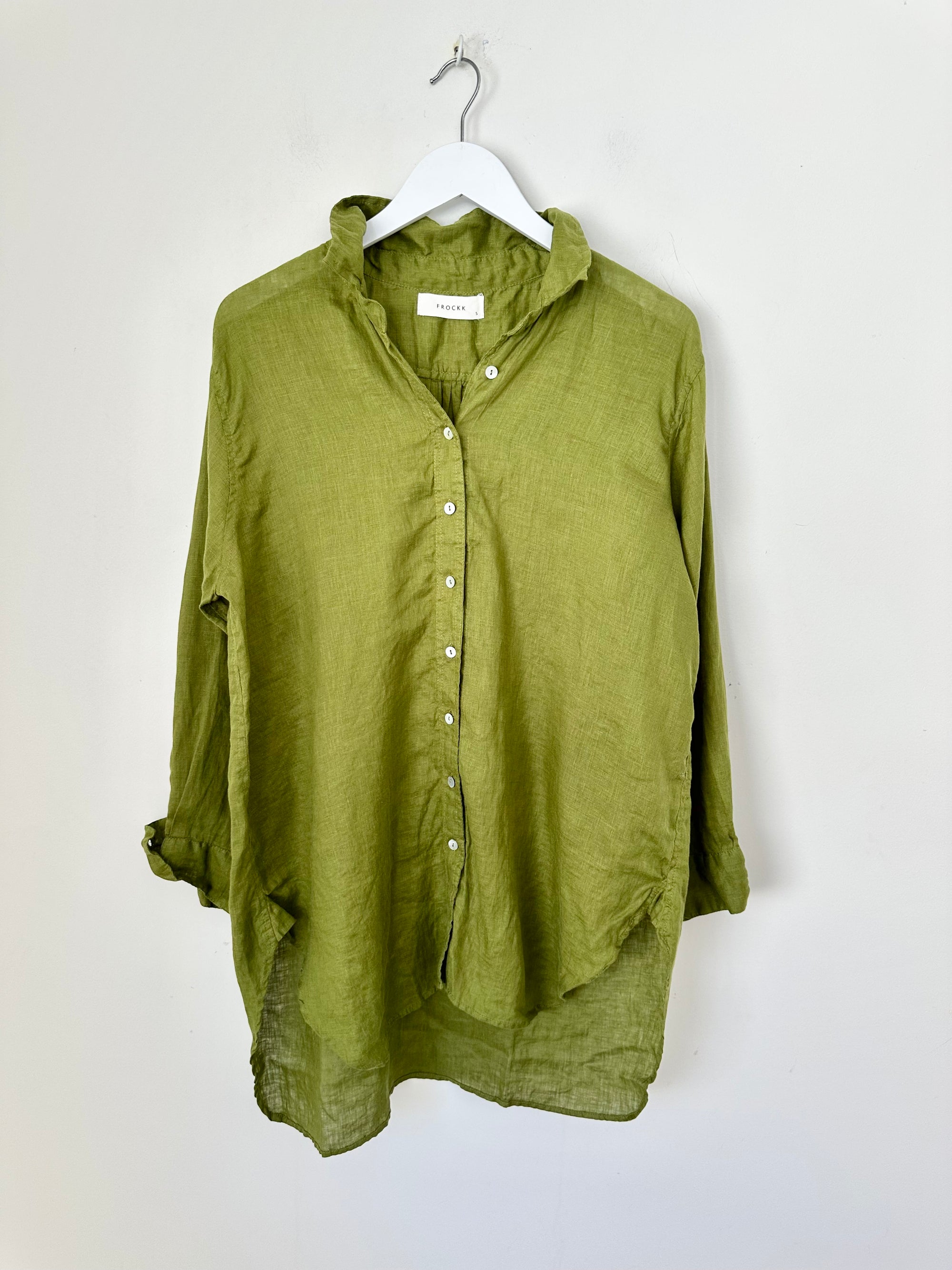 skyla shirt - olive linen Apparel