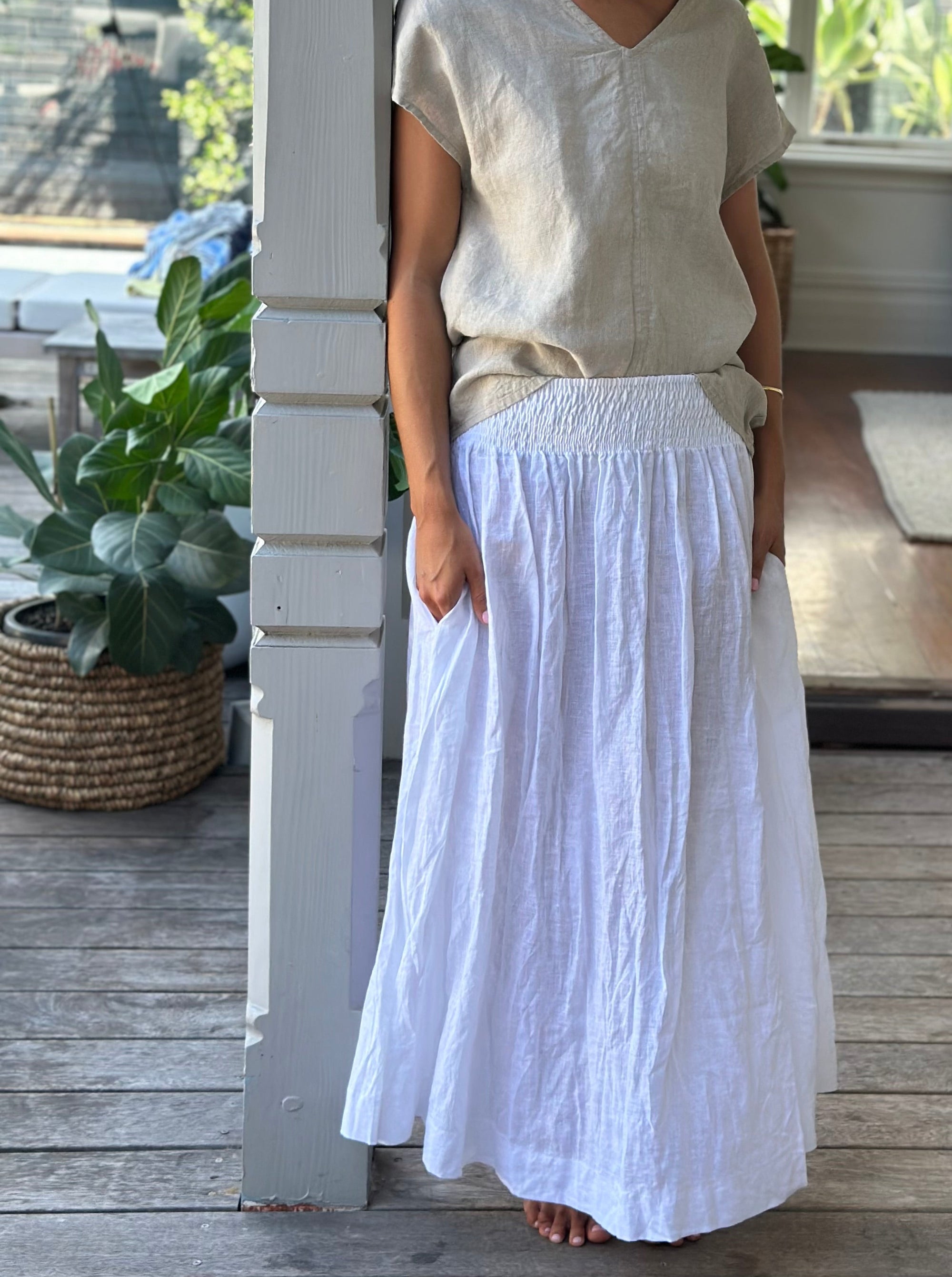 lulu skirt -white linen Apparel