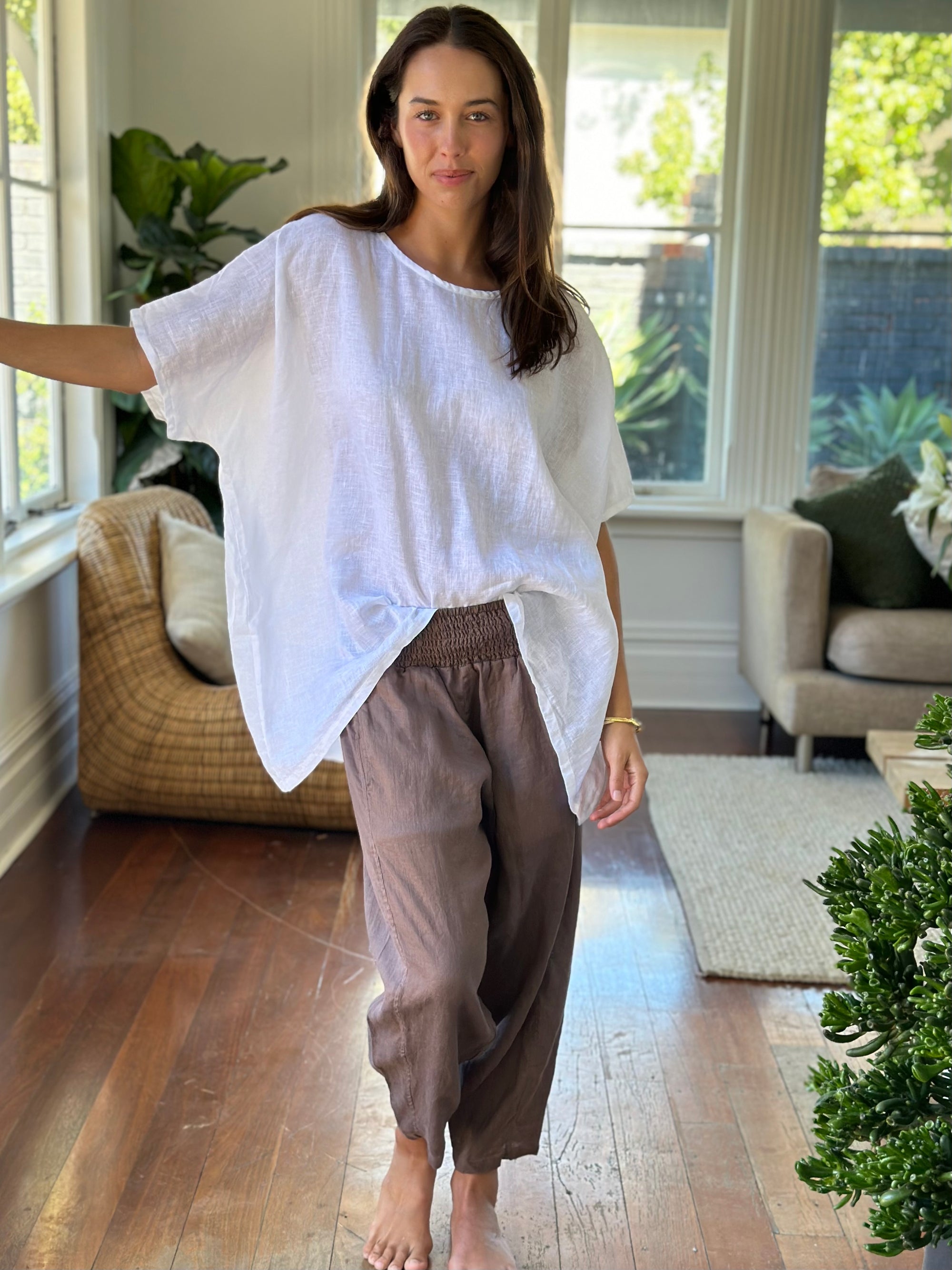 rachael top-white linen Apparel