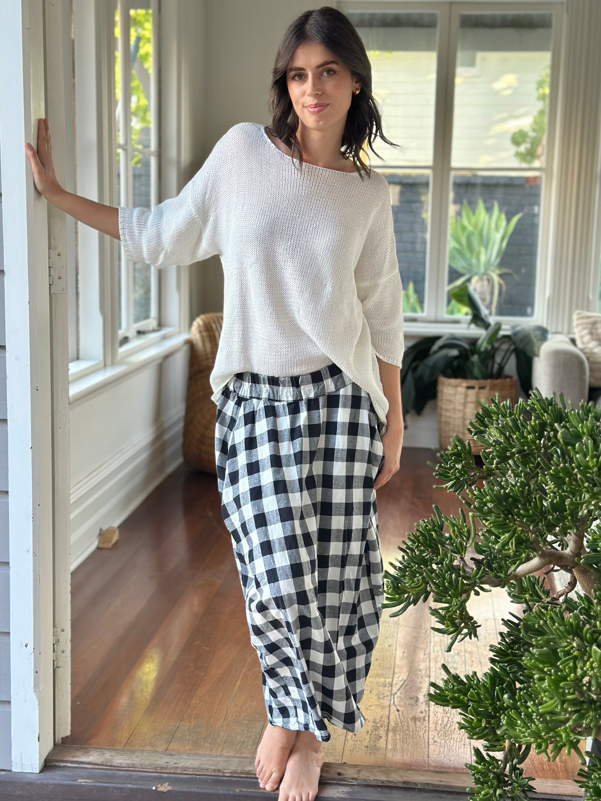 lana skirt - black check Apparel