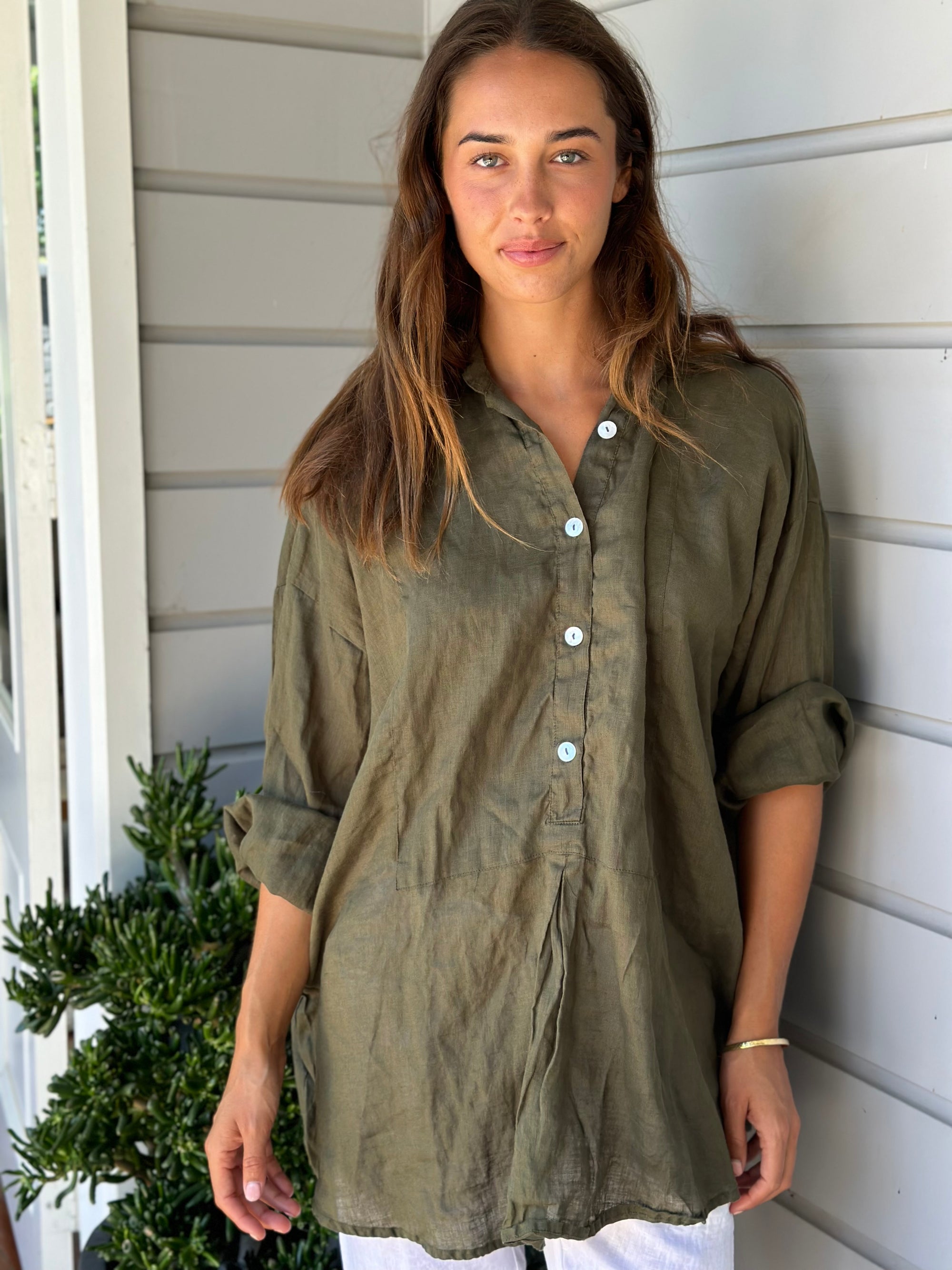 megan shirt - army linen Apparel