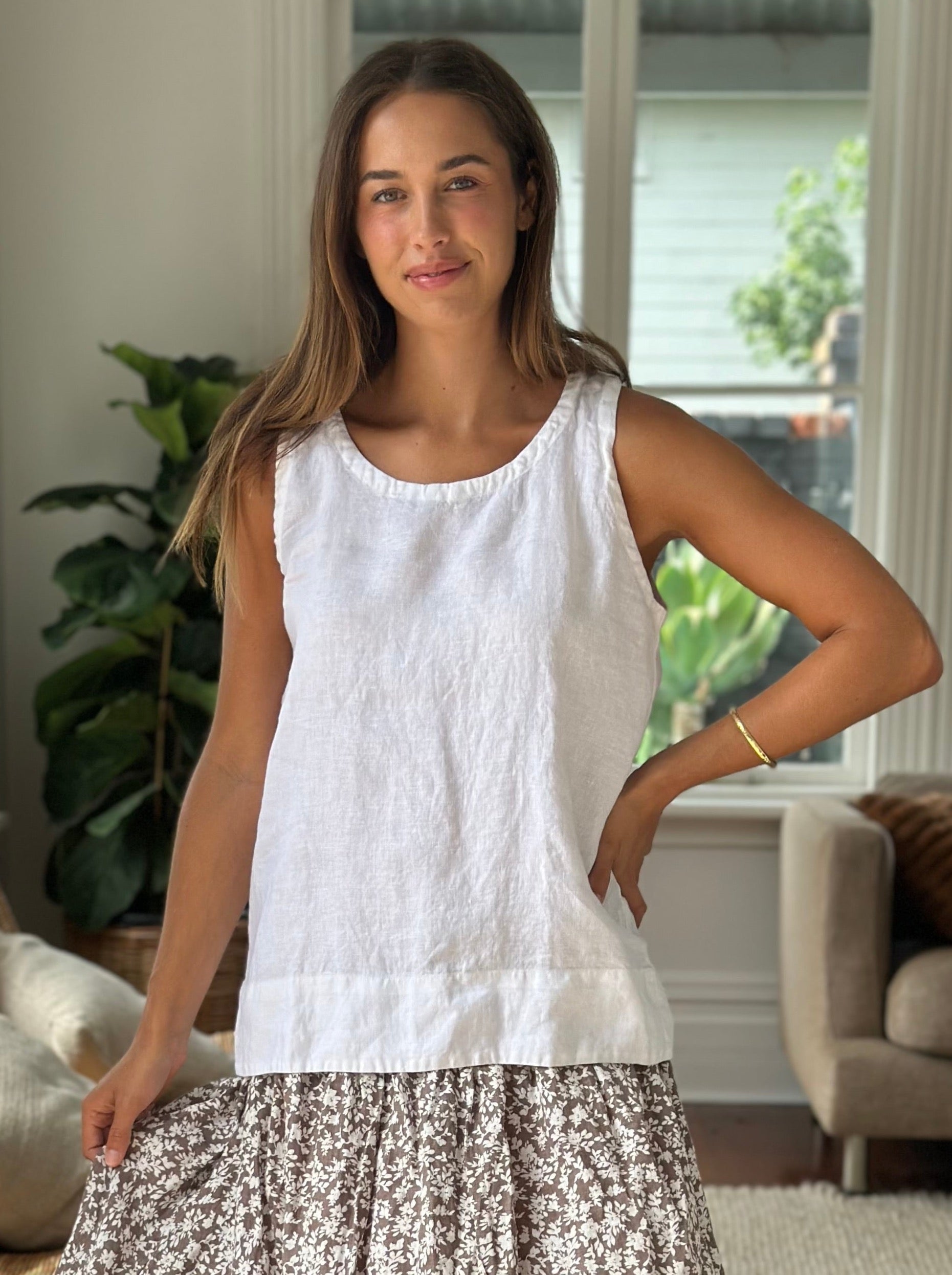 alice tank-white linen Apparel