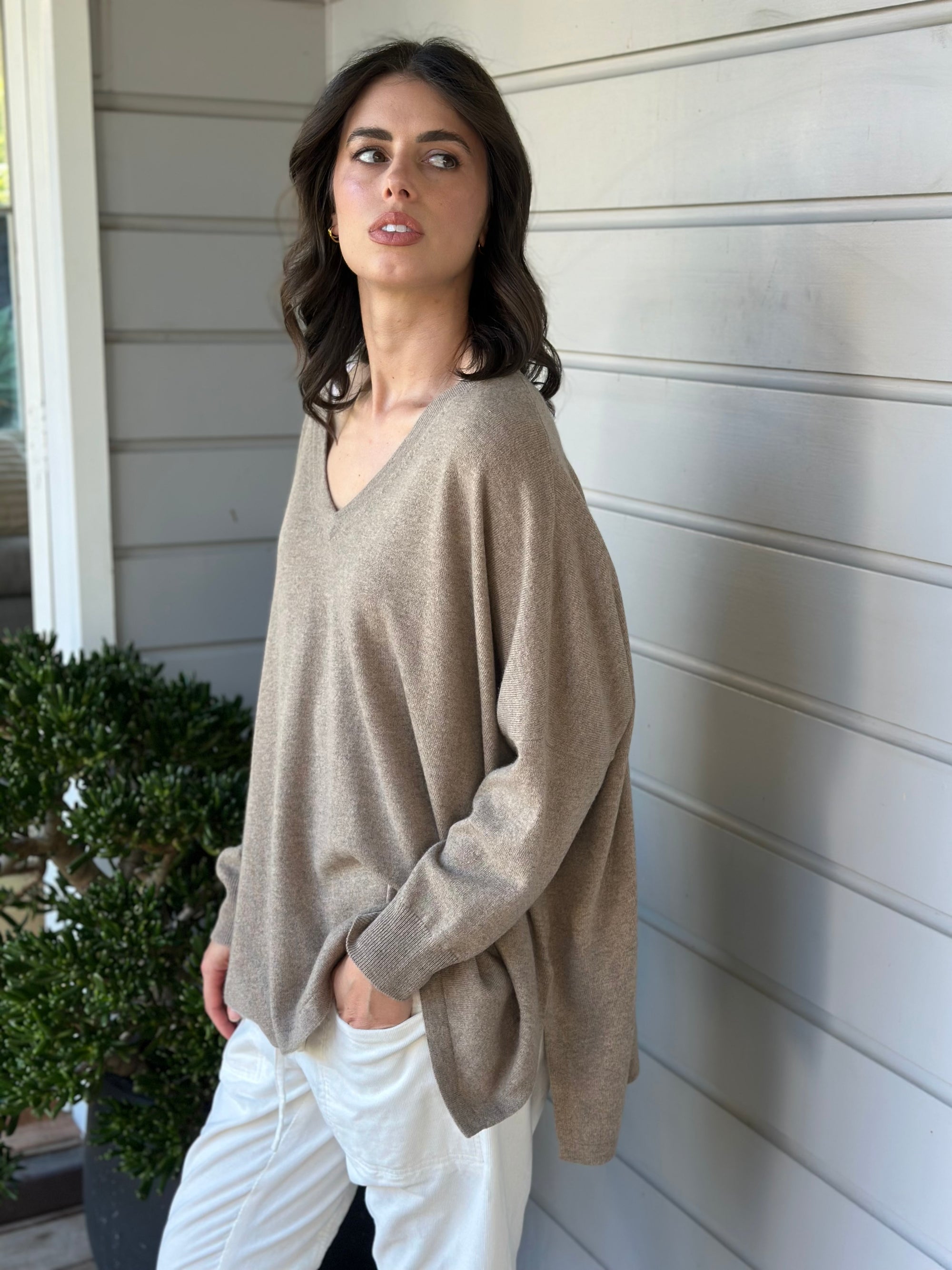 relaxed boyfriend knit- wheat cashmere Apparel