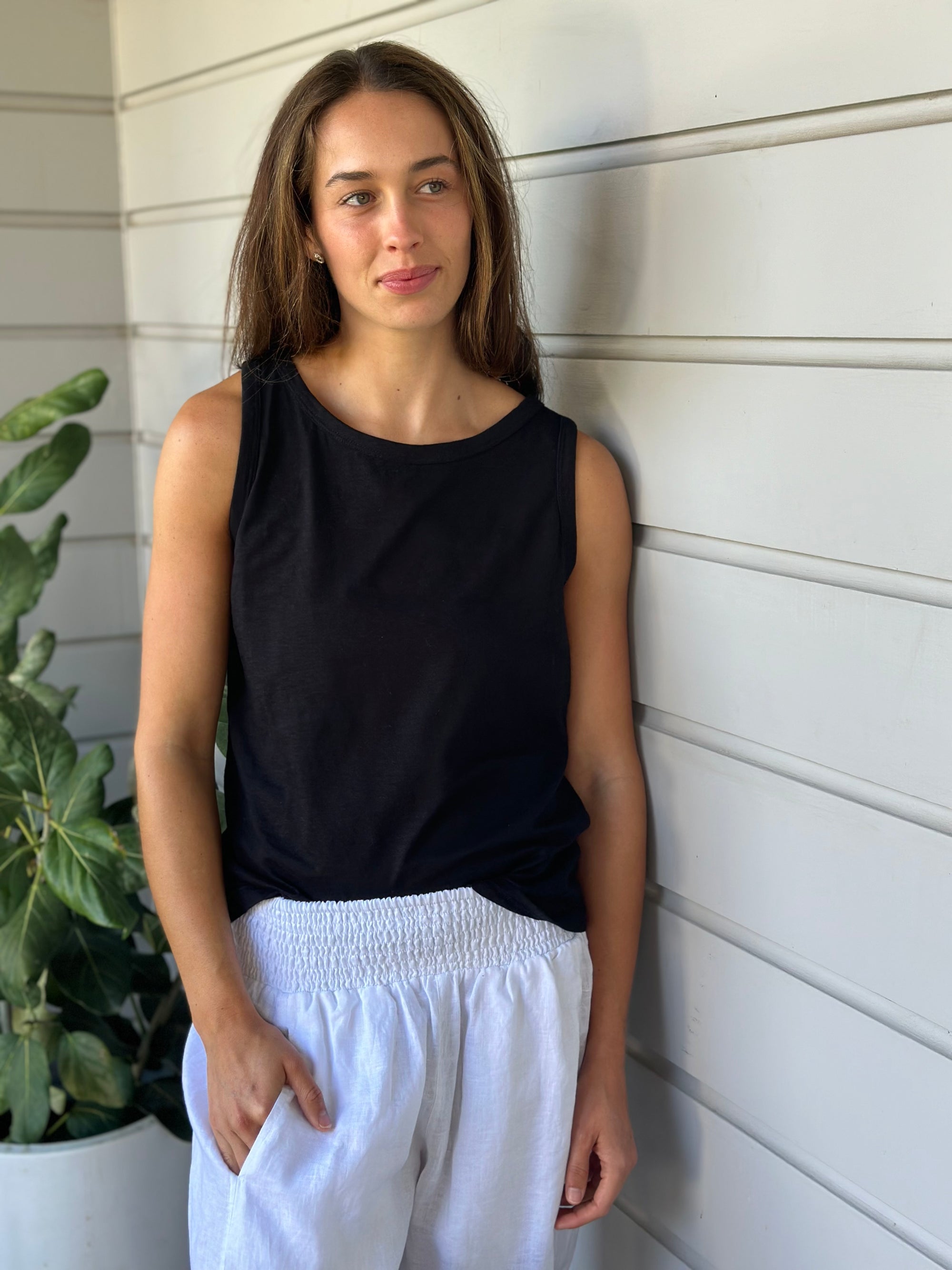 vera tank - black cotton Apparel