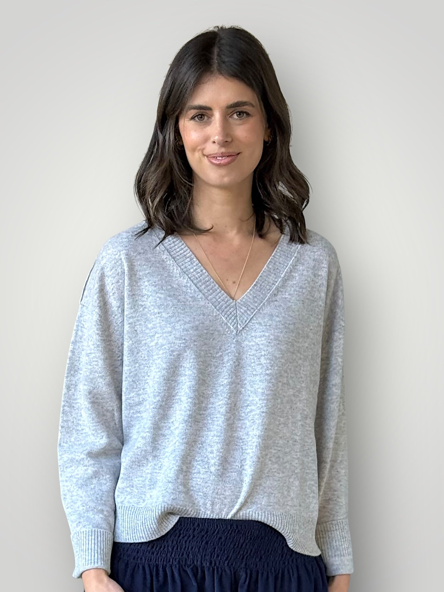 mavis v neck knit-light grey marle cashmere Apparel