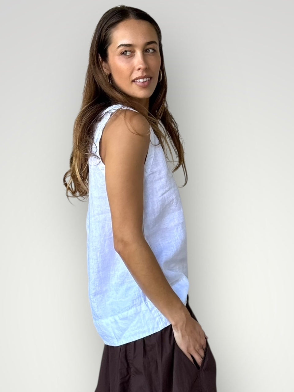 alice tank-white linen Apparel