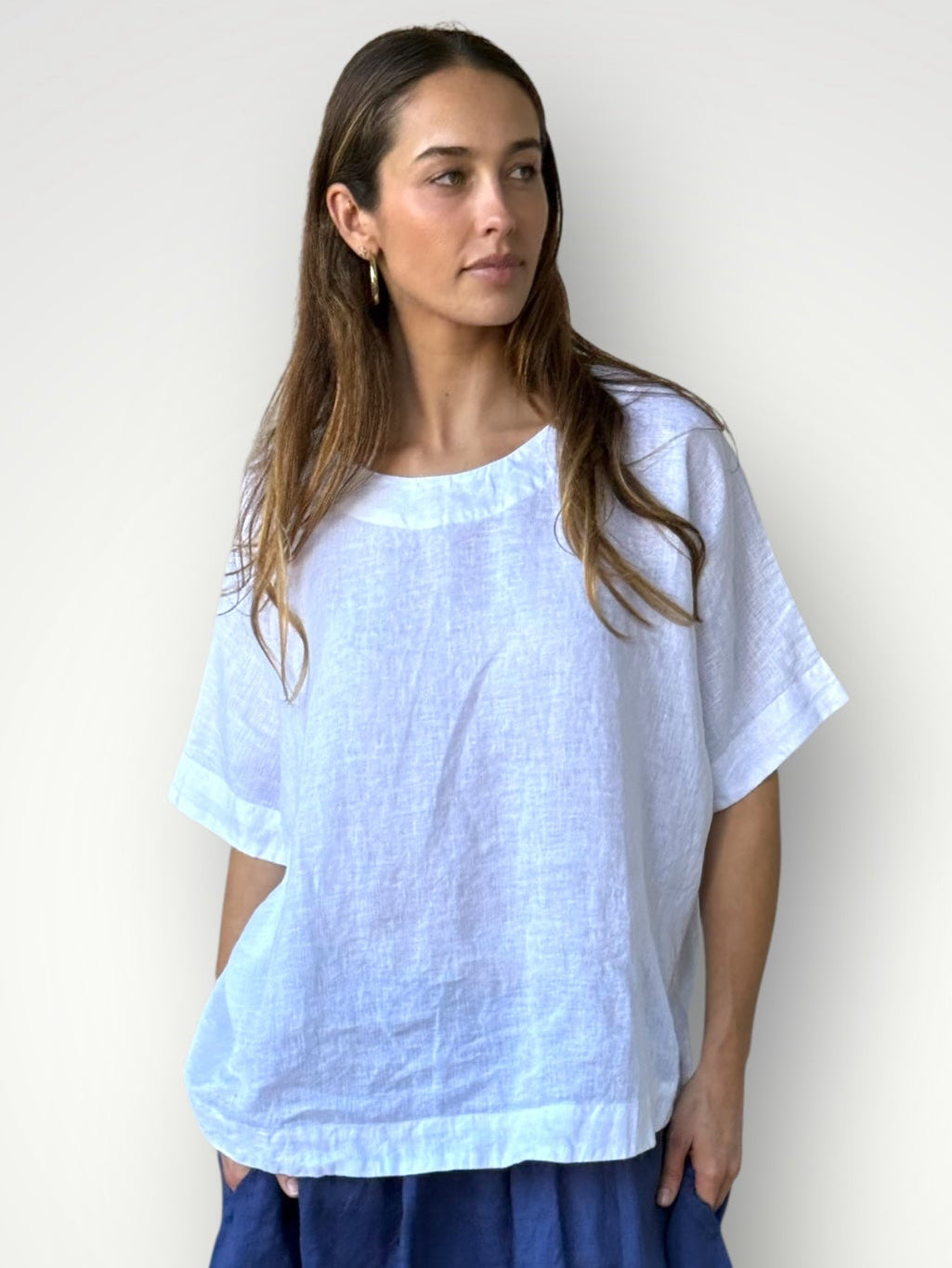 mia top - white linen Apparel