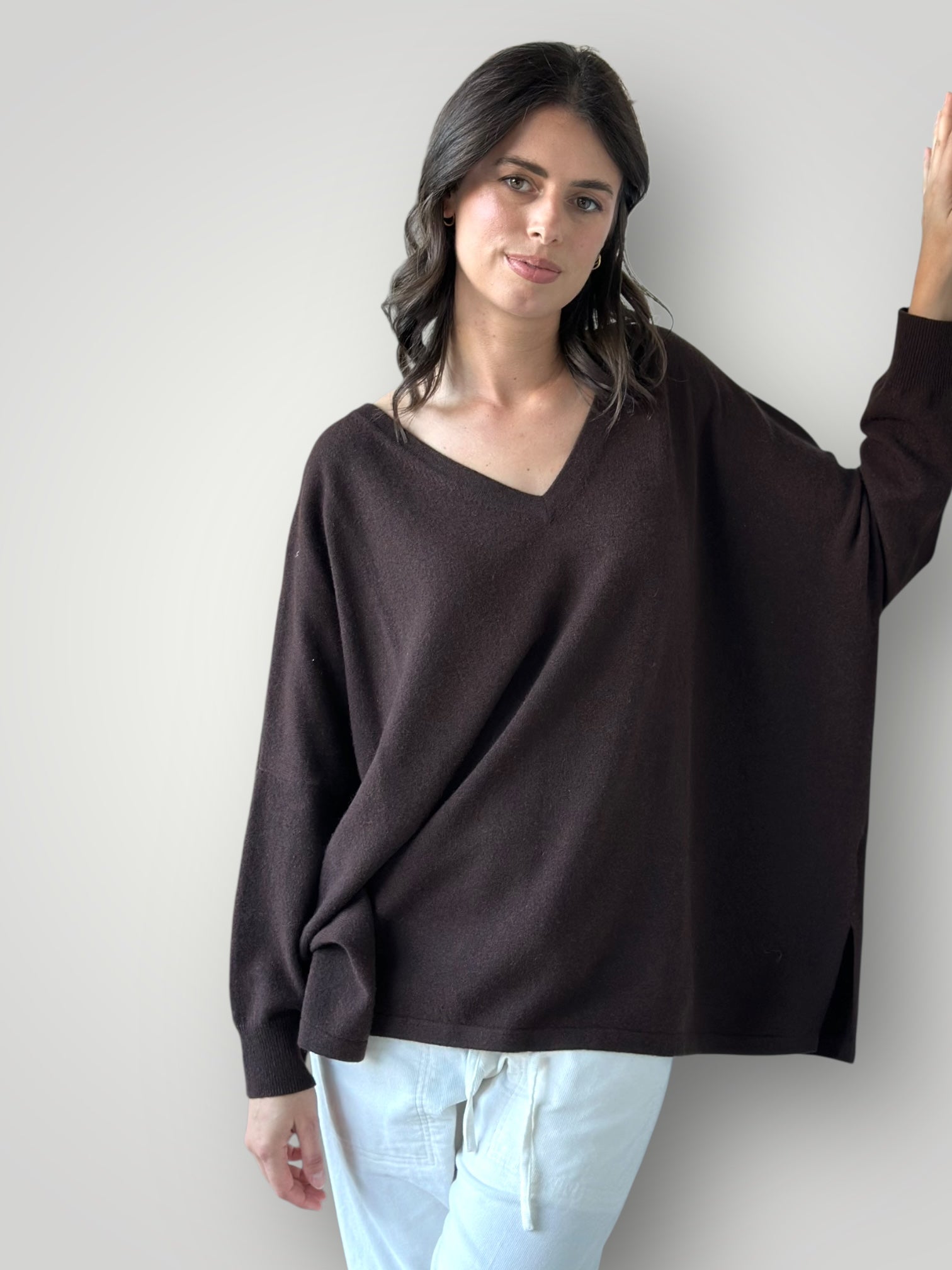 relaxed boyfriend knit -chocolate cashmere Apparel
