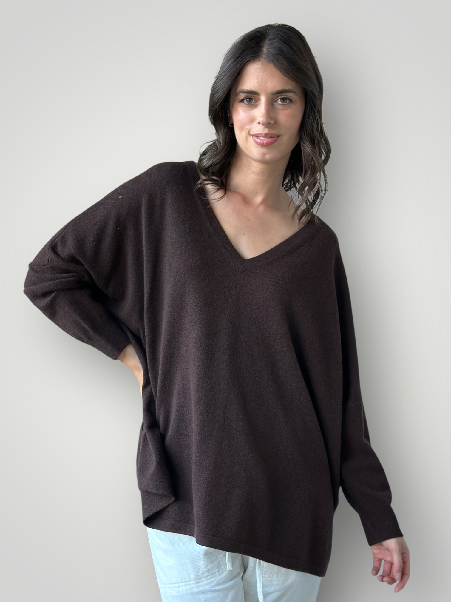 relaxed boyfriend knit -chocolate cashmere Apparel