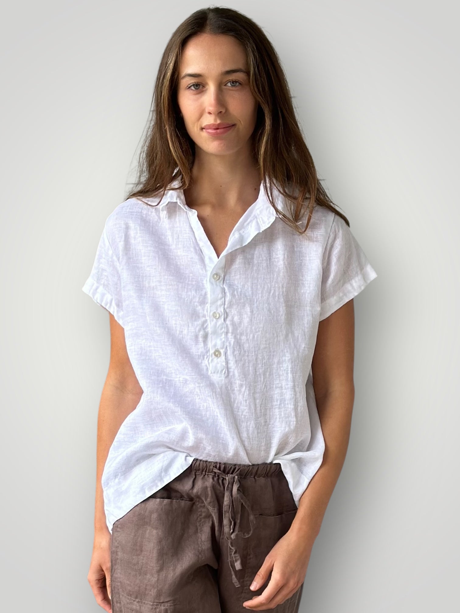 celia top -white linen Apparel