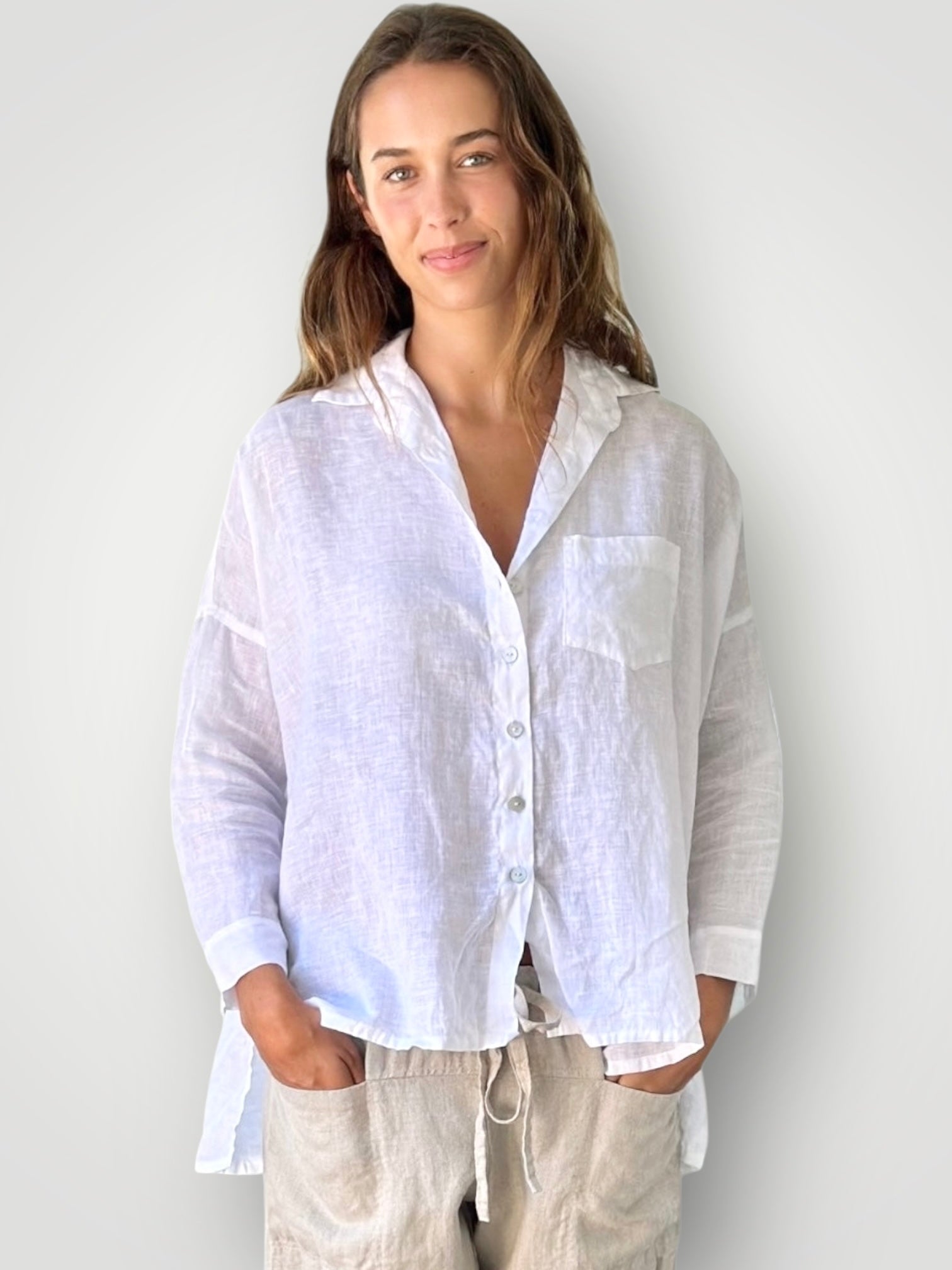 rosie shirt - white linen Apparel
