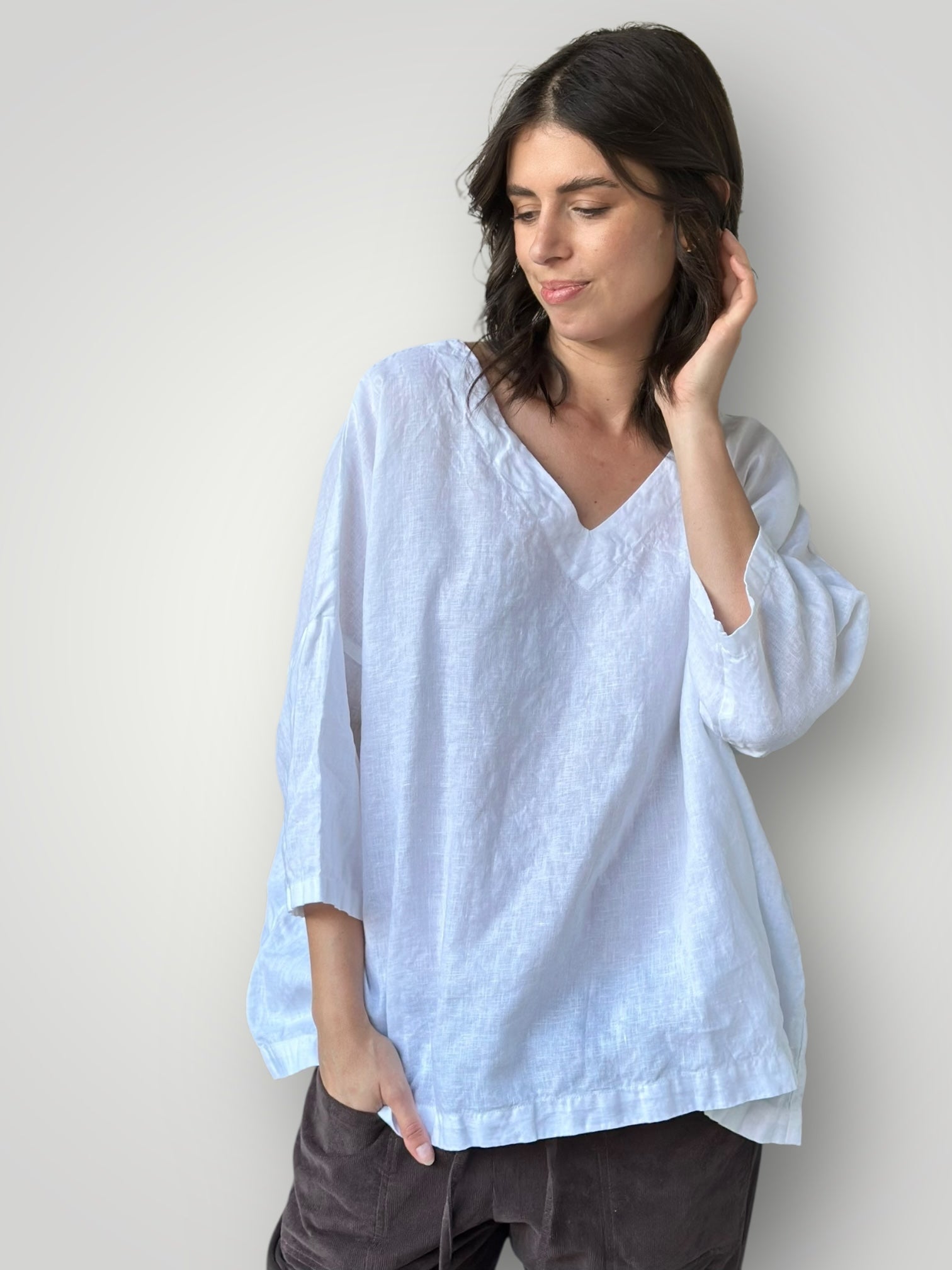 lydia top - white linen Apparel