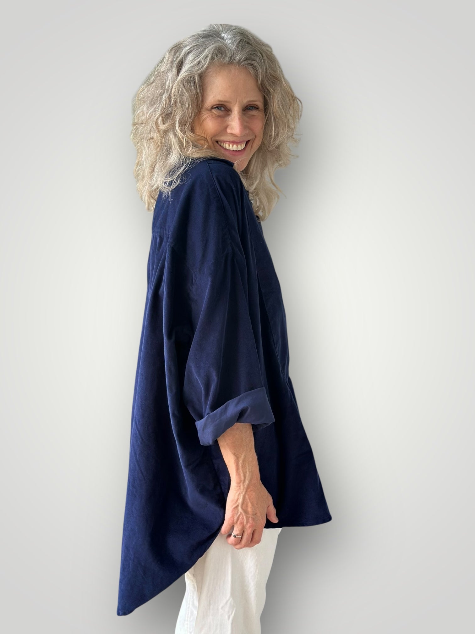 megan shirt-indigo cord Apparel