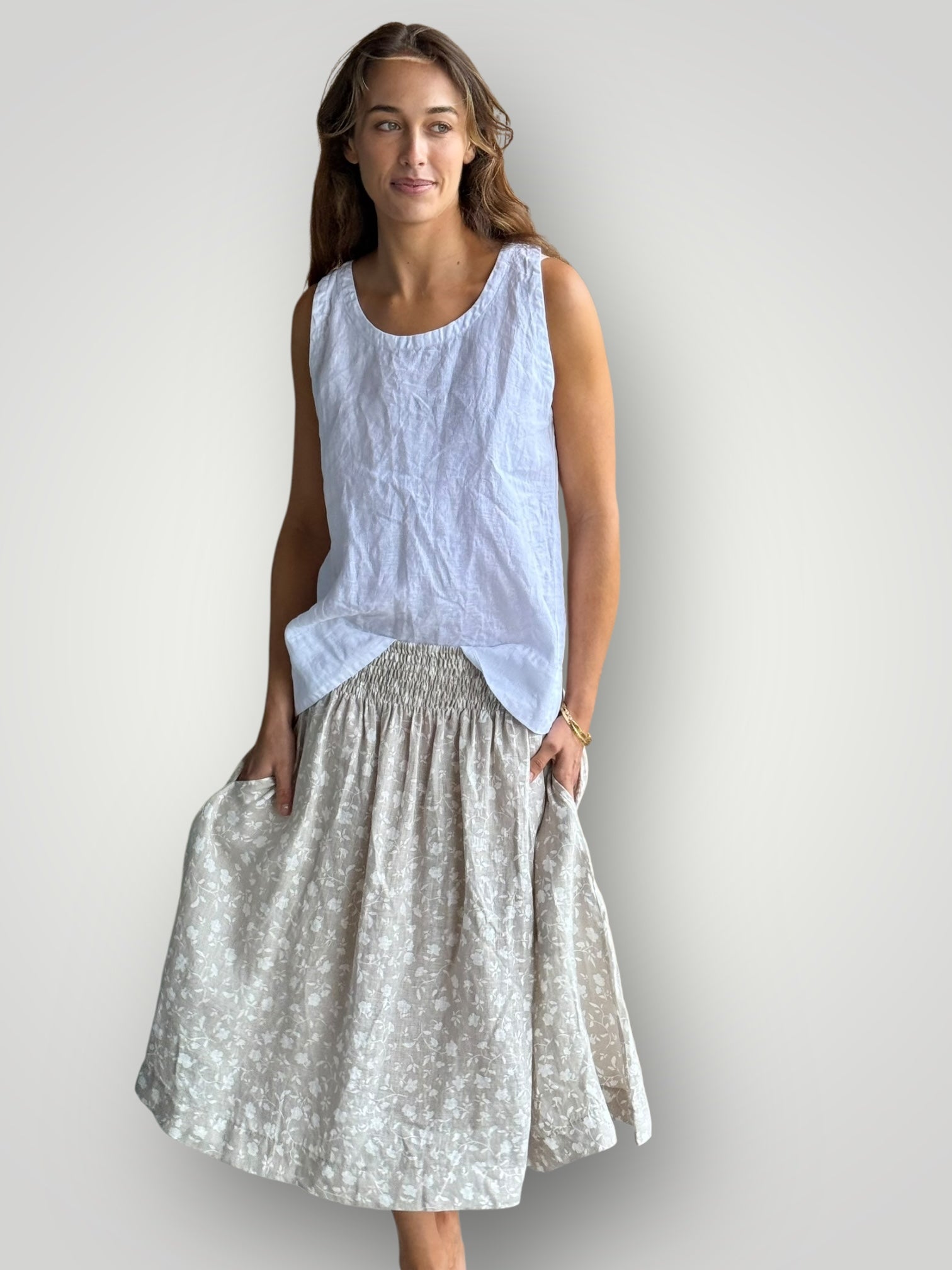 lola skirt - natural floral Apparel