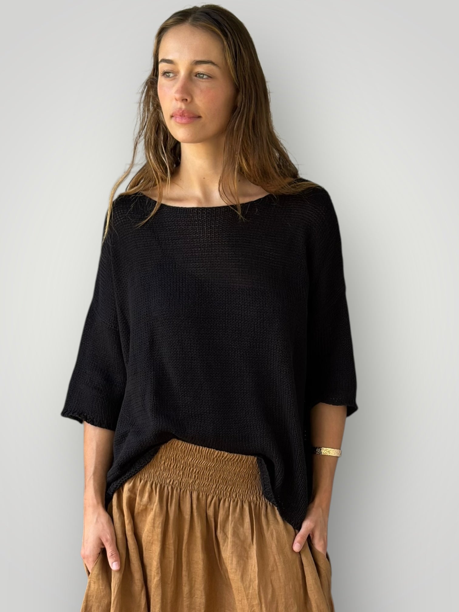 alex top-black cotton knit Apparel