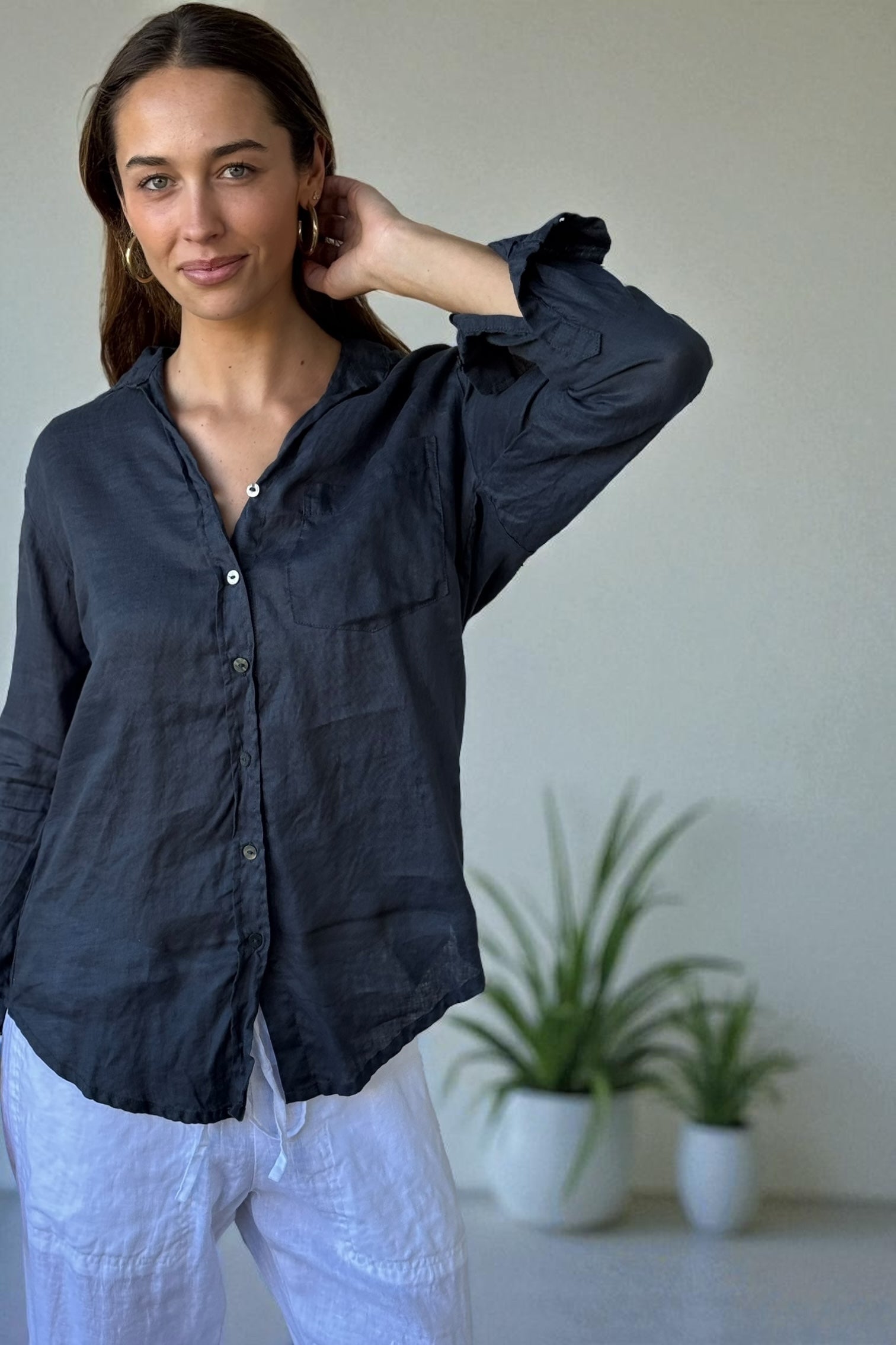 erika shirt-charcoal linen Apparel