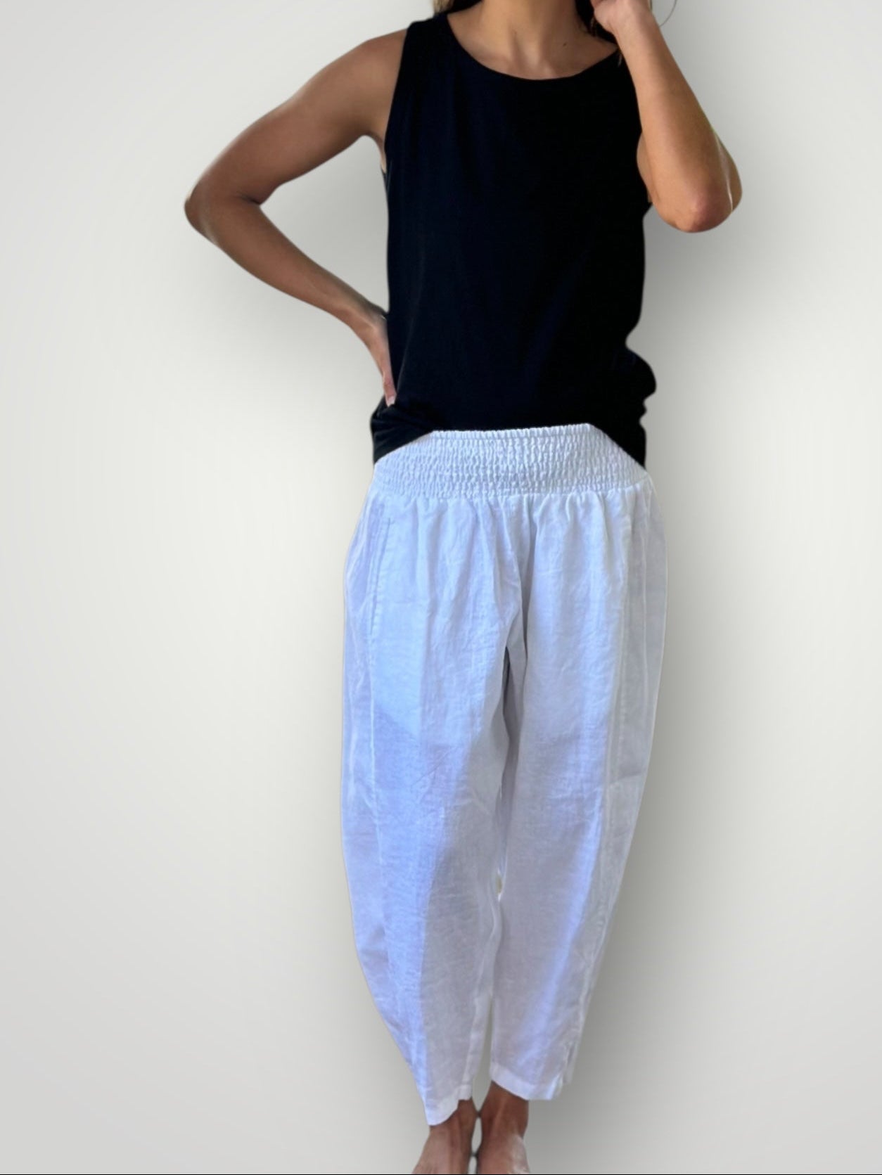 vera tank - black cotton Apparel