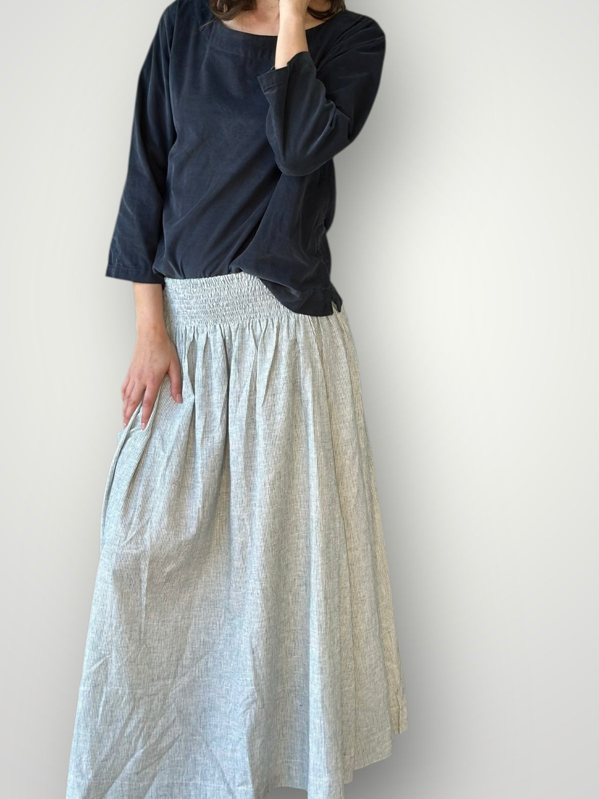 lulu skirt-fine grey stripe hemp Apparel
