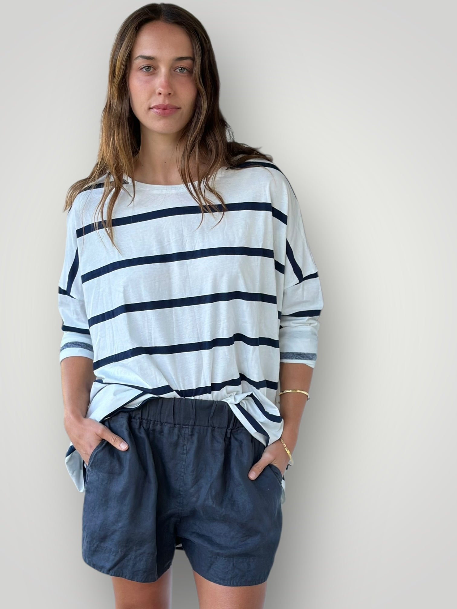 abbey short - charcoal linen Apparel